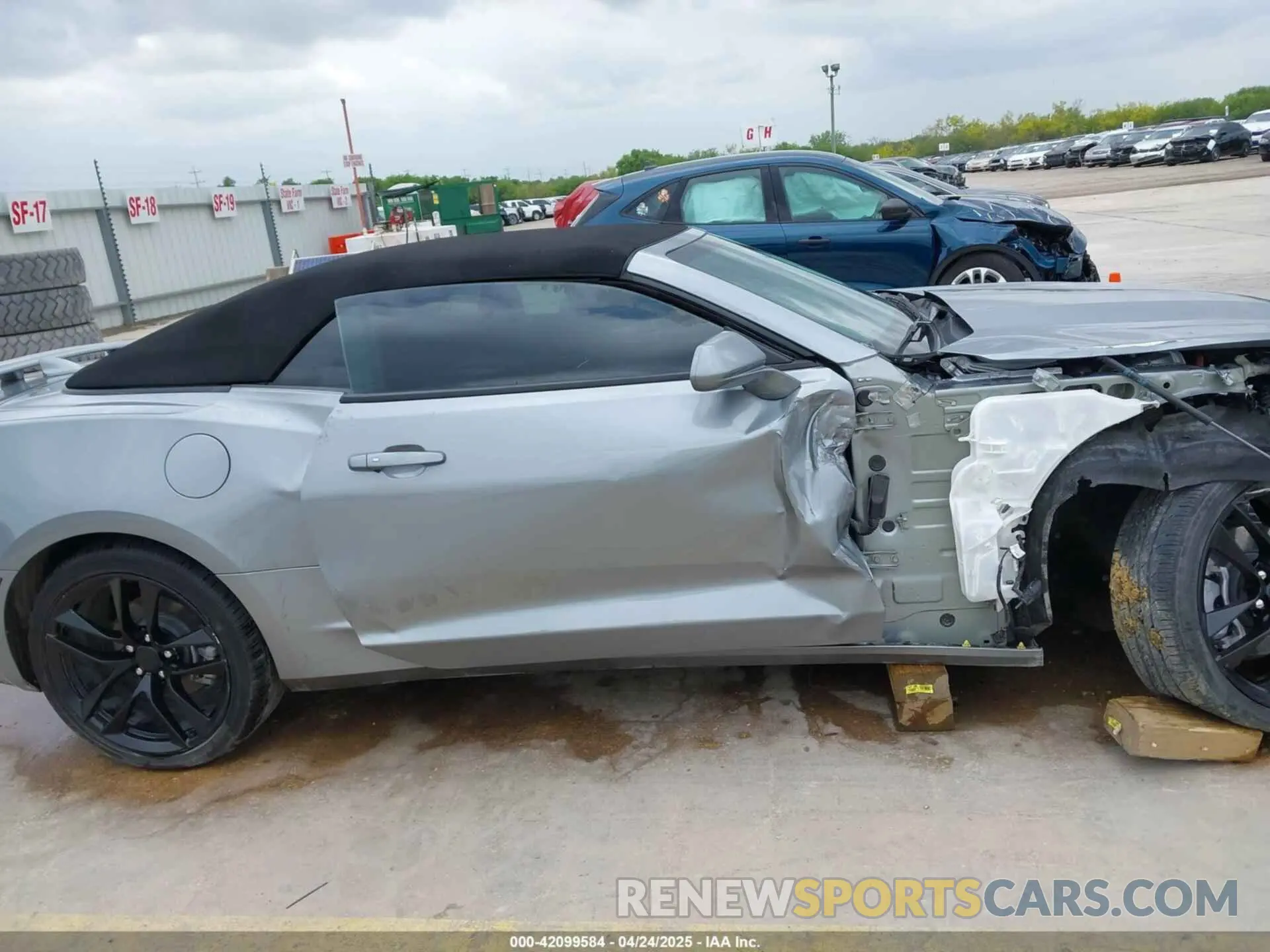 14 fotografías del automóvil dañado 1G1FD3DS5P0145002 CHEVROLET CAMARO 2023