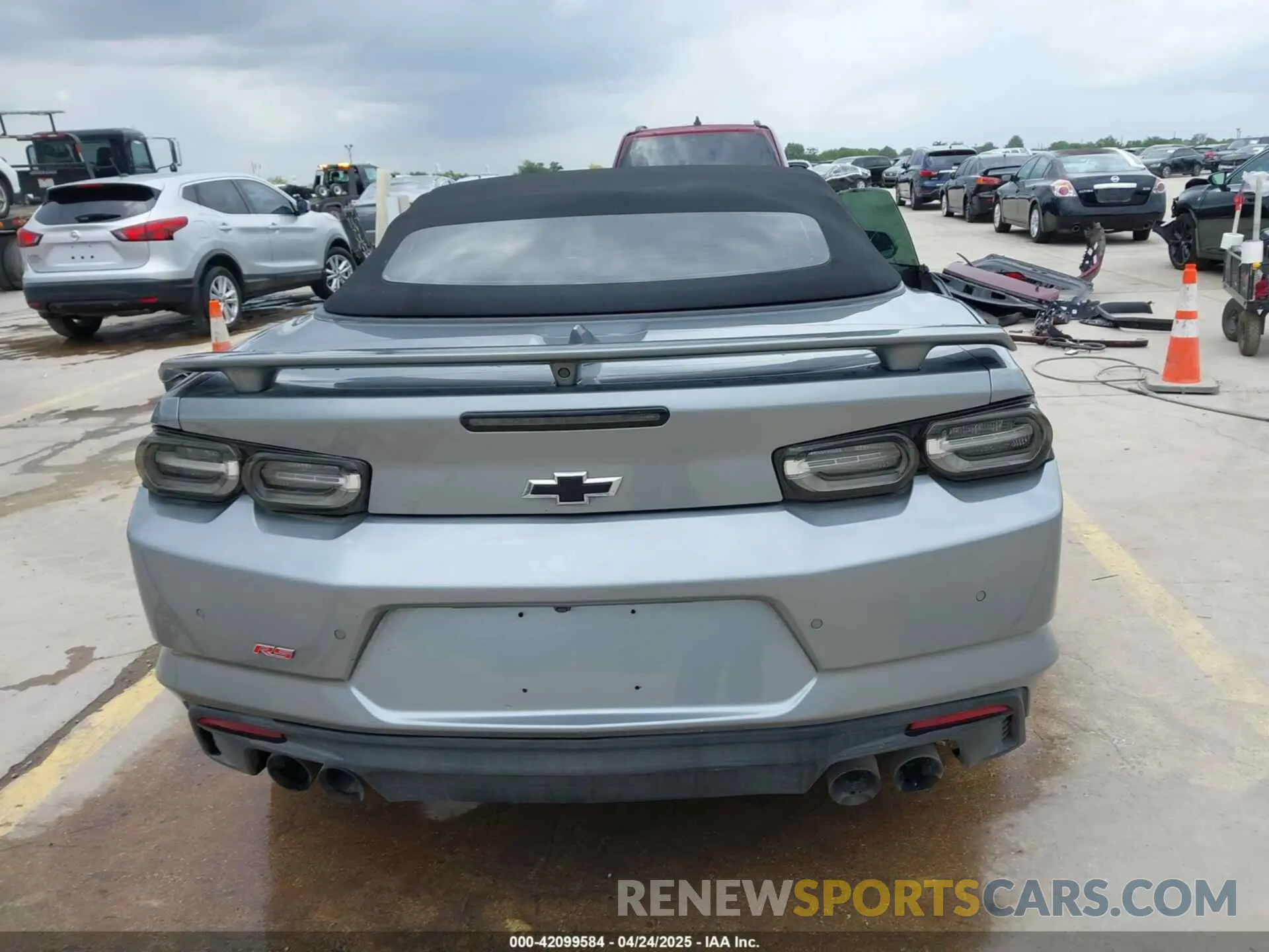 17 fotografías del automóvil dañado 1G1FD3DS5P0145002 CHEVROLET CAMARO 2023