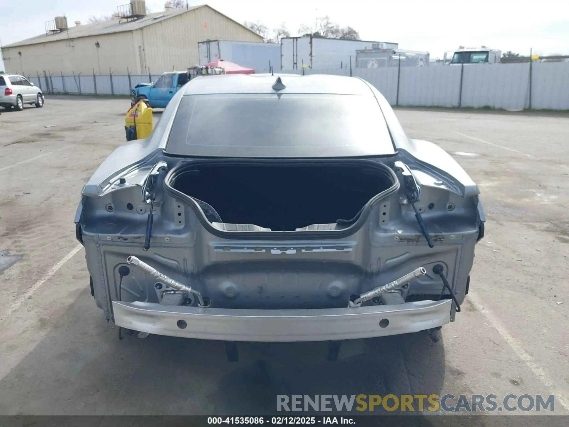 15 fotografías del automóvil dañado 1G1FF1R72P0159247 CHEVROLET CAMARO 2023
