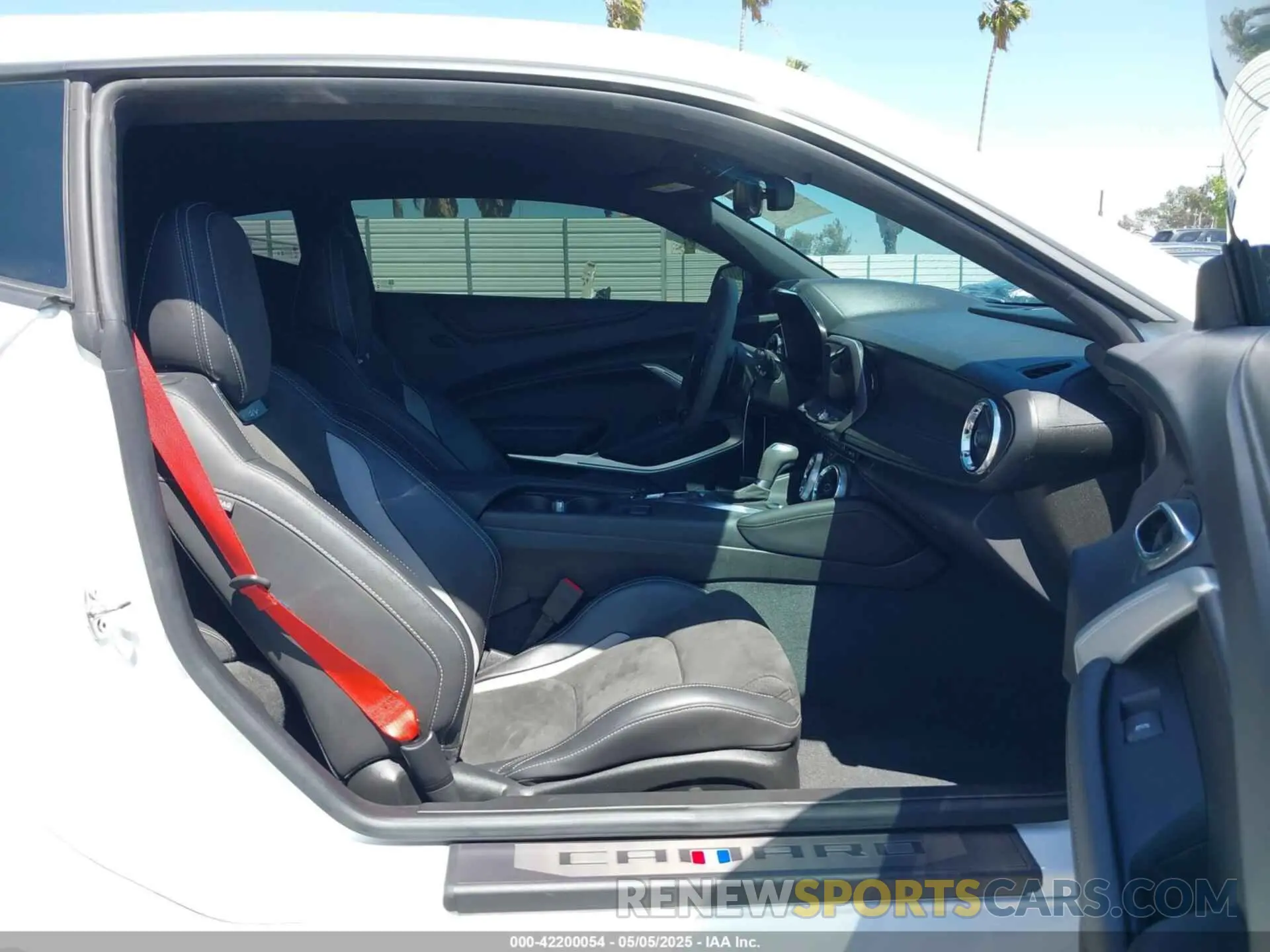 5 fotografías del automóvil dañado 1G1FH1R75P0141707 CHEVROLET CAMARO 2023
