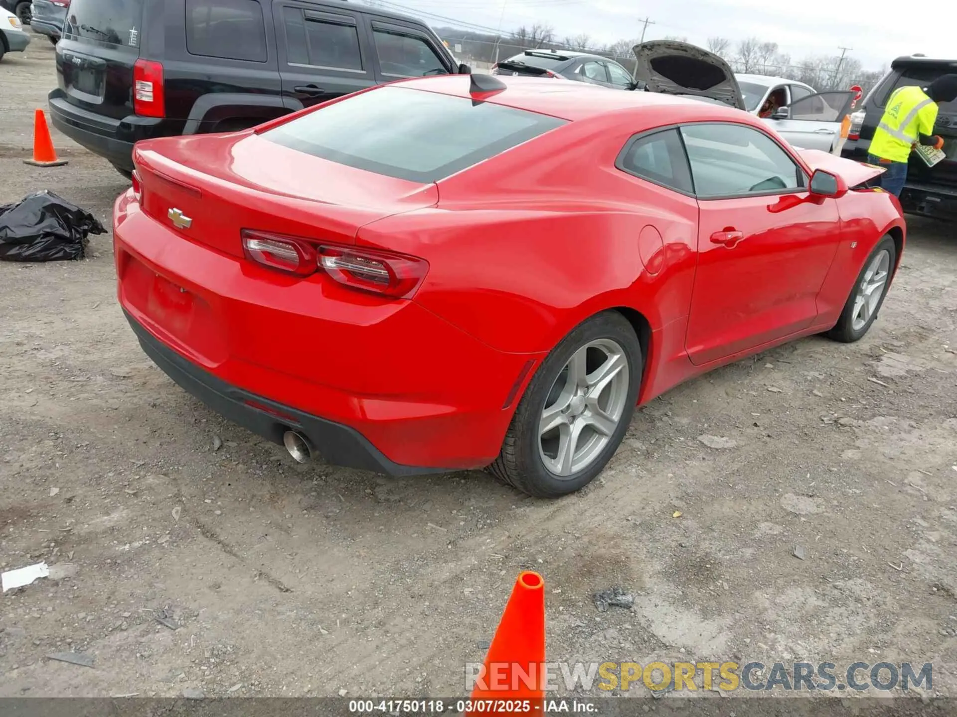 4 fotografías del automóvil dañado 1G1FB1RS5R0111857 CHEVROLET CAMARO 2024