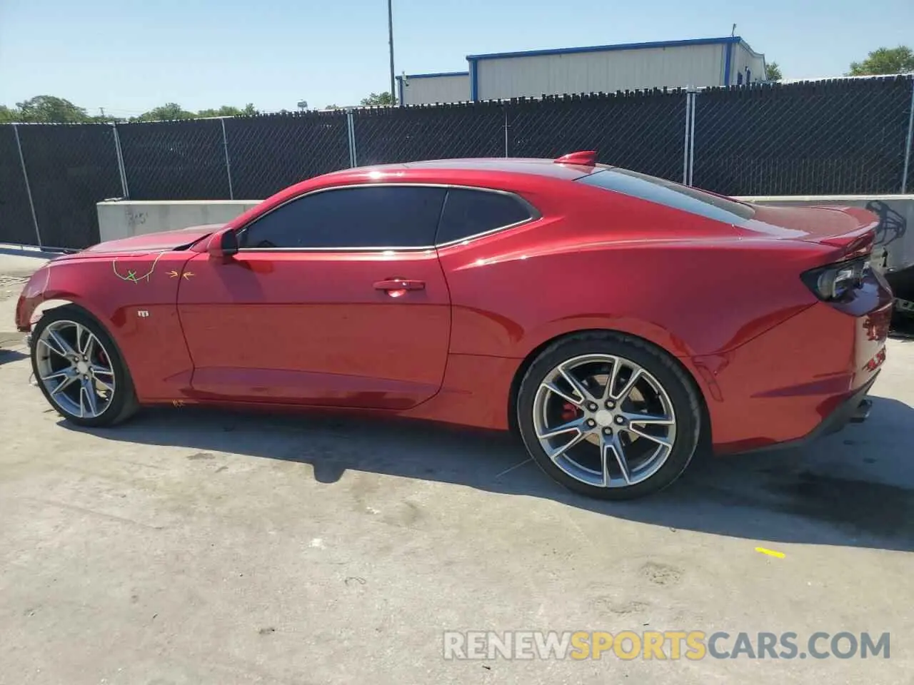 2 fotografías del automóvil dañado 1G1FB1RS8R0103218 CHEVROLET CAMARO 2024