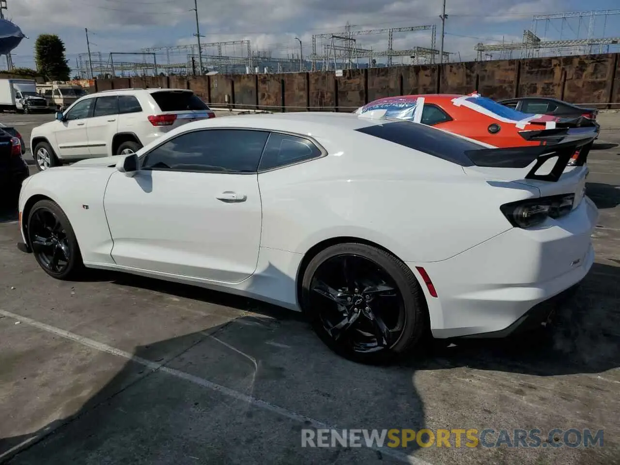 2 fotografías del automóvil dañado 1G1FD1RS2R0115603 CHEVROLET CAMARO 2024