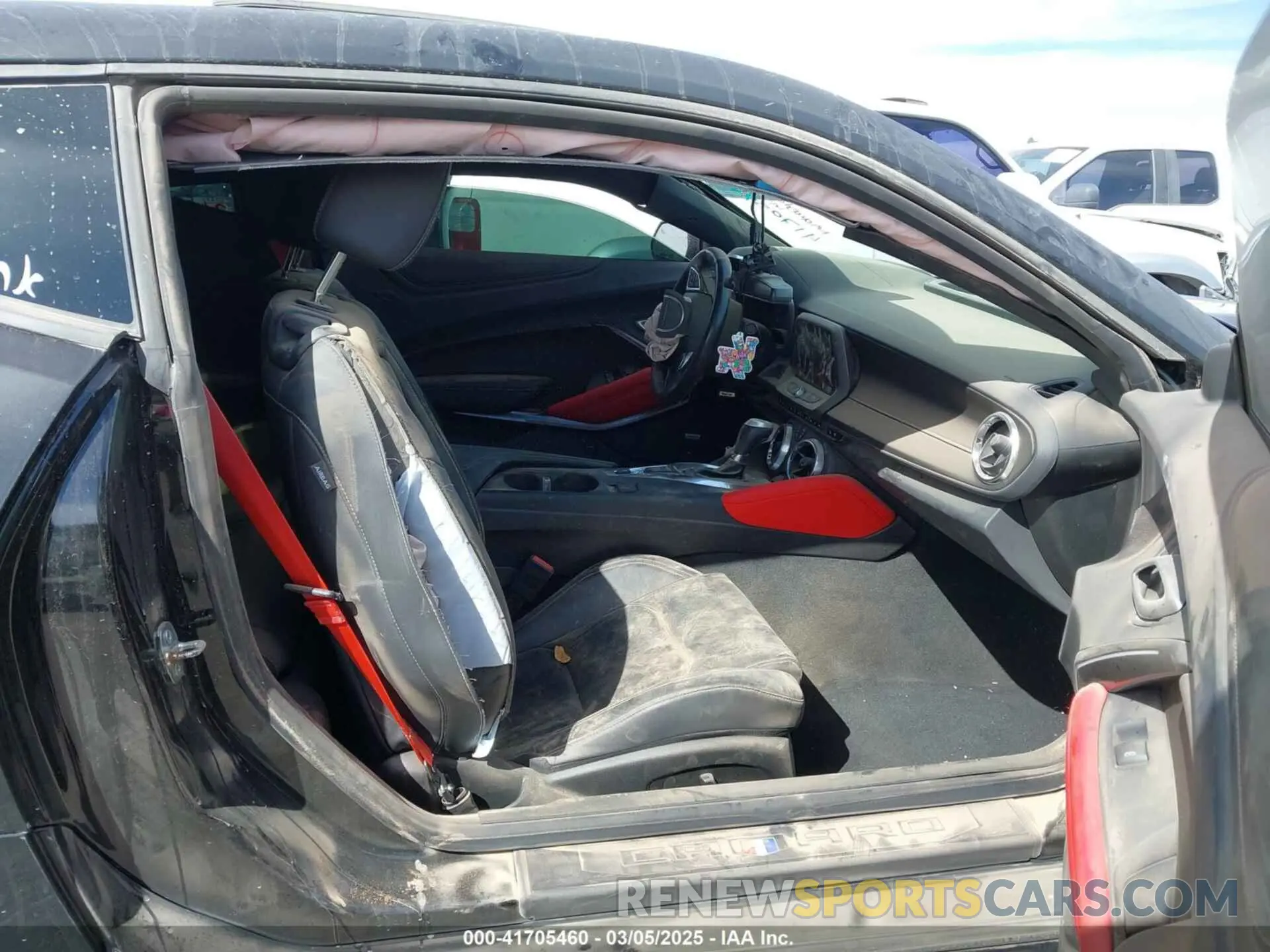 5 fotografías del automóvil dañado 1G1FD1RS9R0117025 CHEVROLET CAMARO 2024