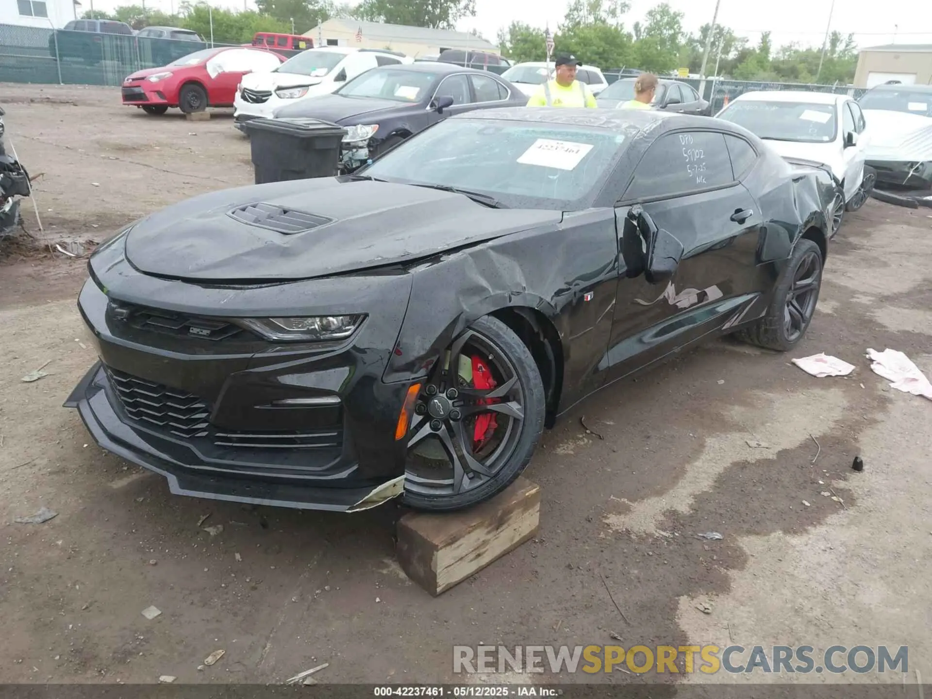 2 fotografías del automóvil dañado 1G1FH1R73R0108742 CHEVROLET CAMARO 2024