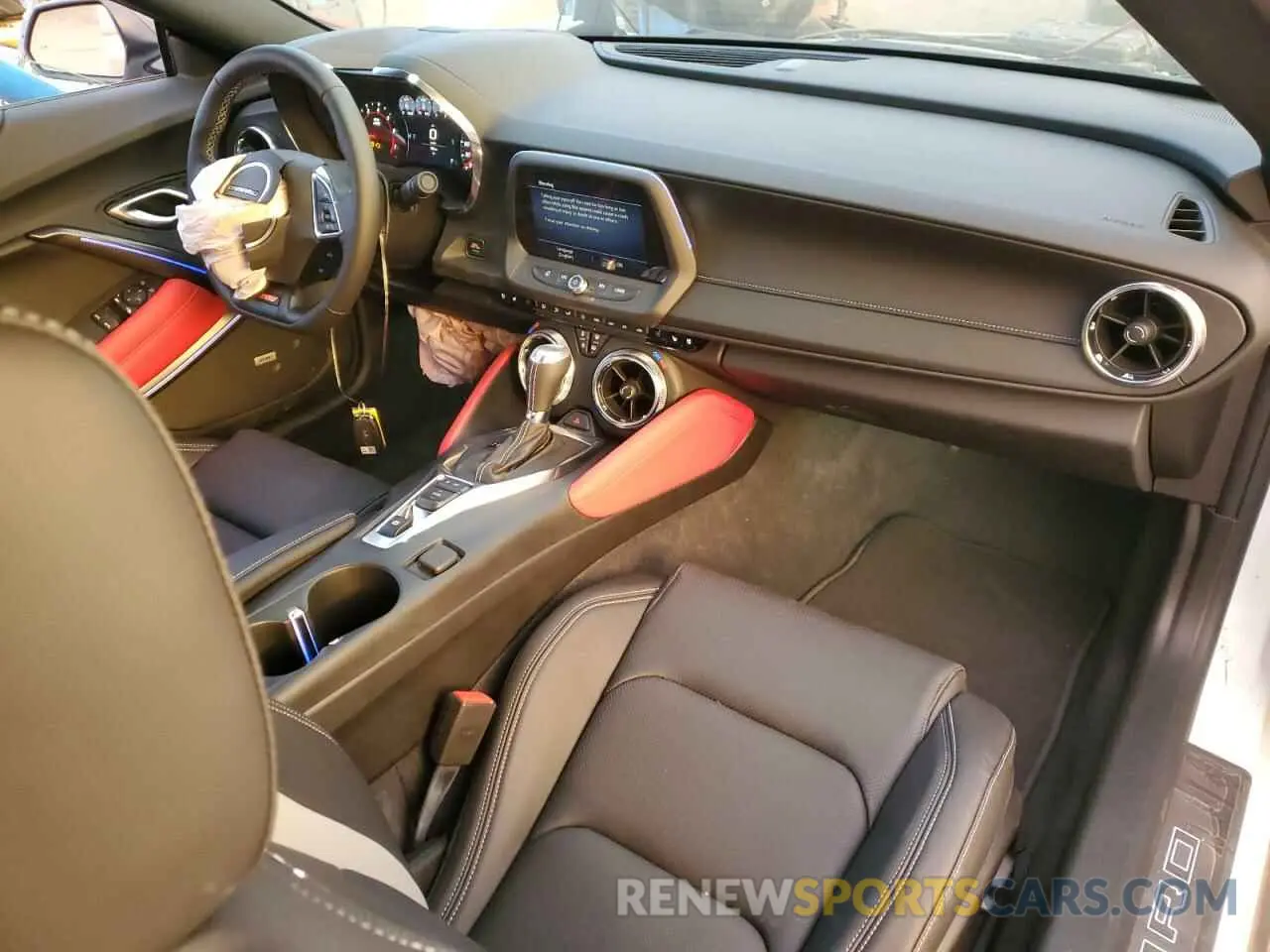 8 fotografías del automóvil dañado 1G1FH3D77R0109430 CHEVROLET CAMARO 2024