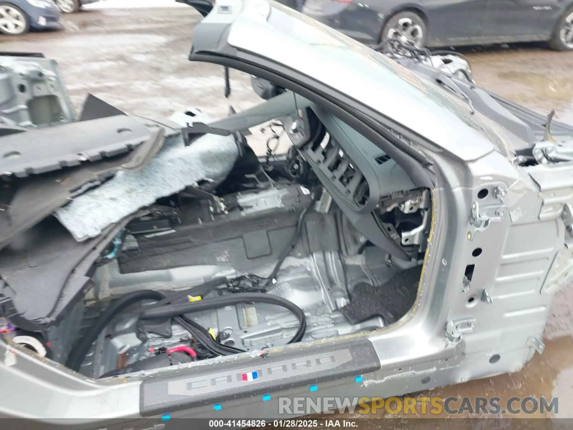 5 fotografías del automóvil dañado 1G1FK3D64R0105456 CHEVROLET CAMARO 2024