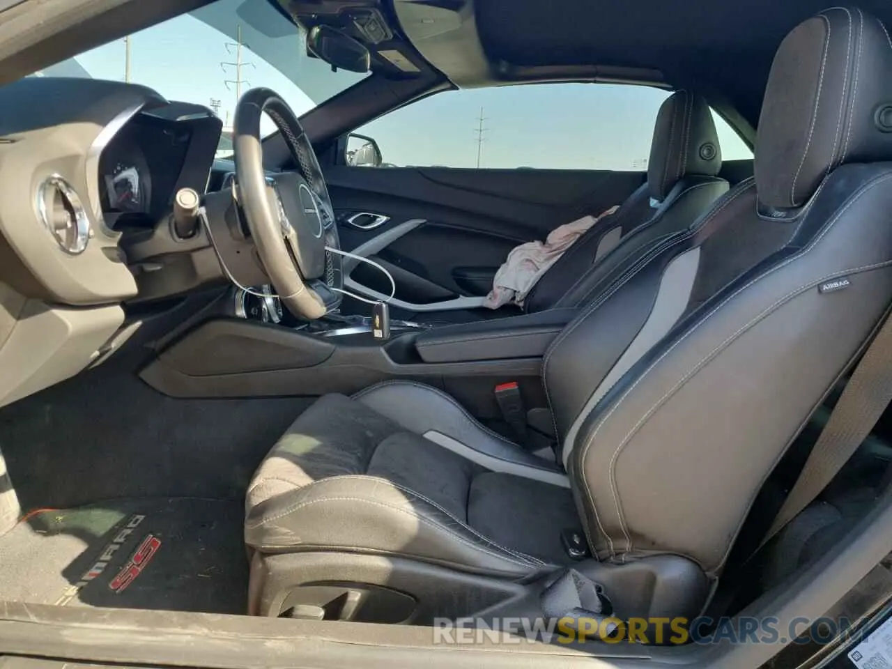 7 fotografías del automóvil dañado 1G1FF3D76N0126672 CHEVROLET CAMARO LT1 2022