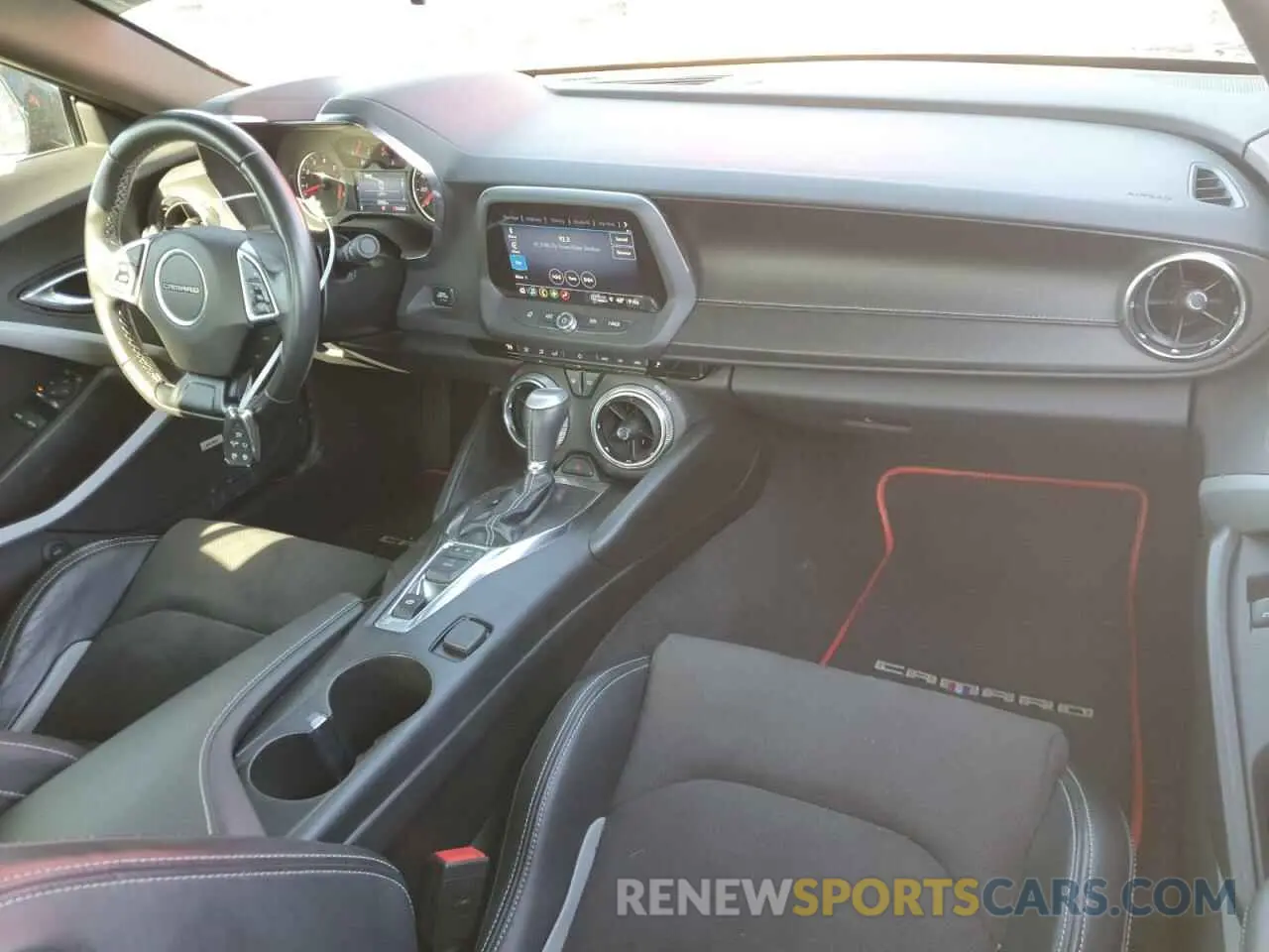 8 fotografías del automóvil dañado 1G1FF3D76N0126672 CHEVROLET CAMARO LT1 2022