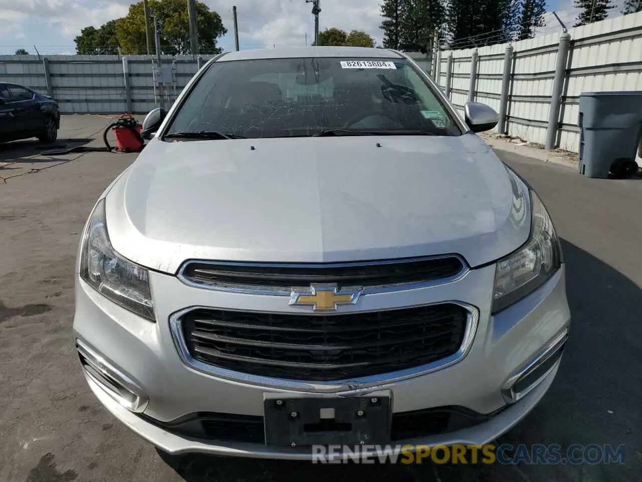 5 fotografías del automóvil dañado 1G1PC5SB6F7212556 CHEVROLET C/K1500 2024