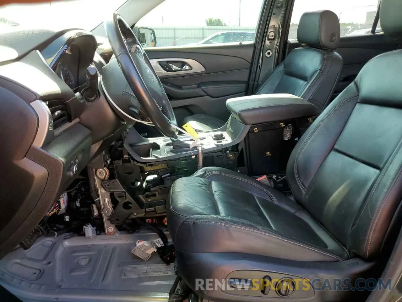 7 fotografías del automóvil dañado 1GNERJKW2LJ183233 CHEVROLET C/K2500 2020