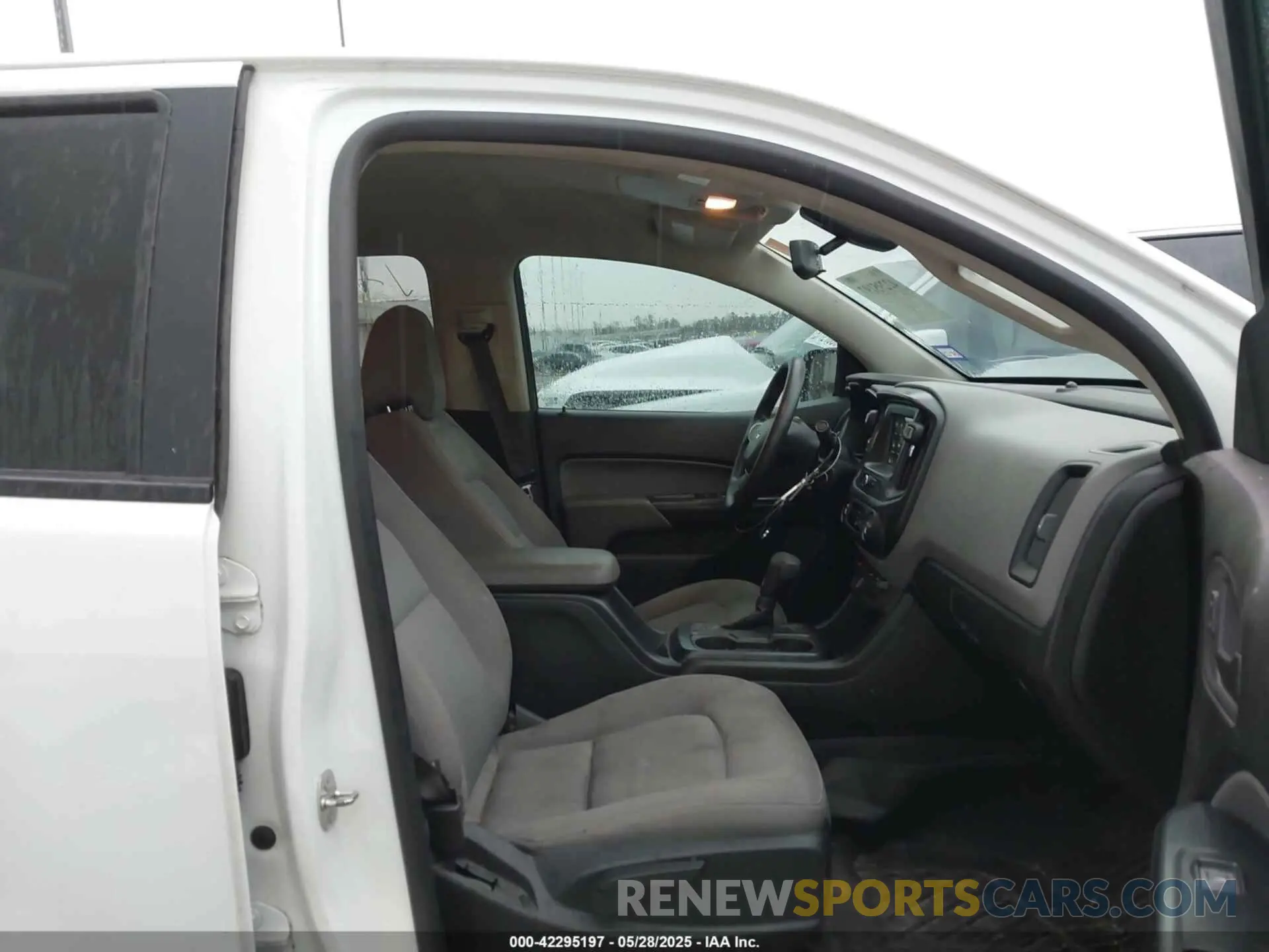 5 fotografías del automóvil dañado 1GCGSBEN0K1254202 CHEVROLET COLORADO 2019