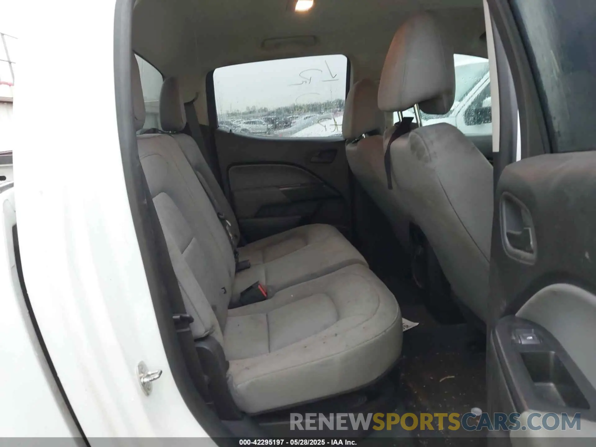 8 fotografías del automóvil dañado 1GCGSBEN0K1254202 CHEVROLET COLORADO 2019