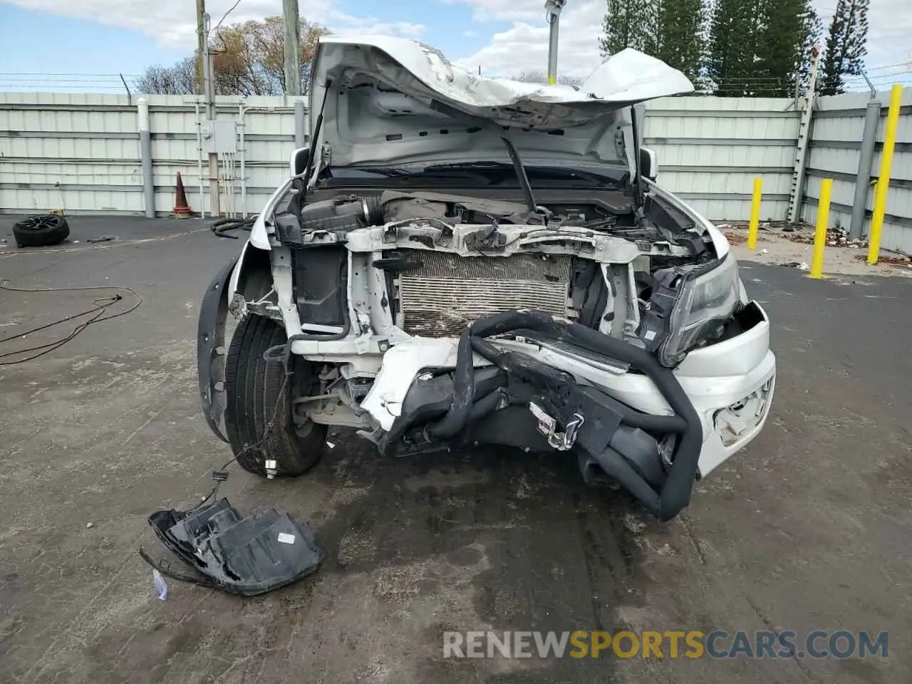 5 fotografías del automóvil dañado 1GCGSBEN8K1301413 CHEVROLET COLORADO 2019