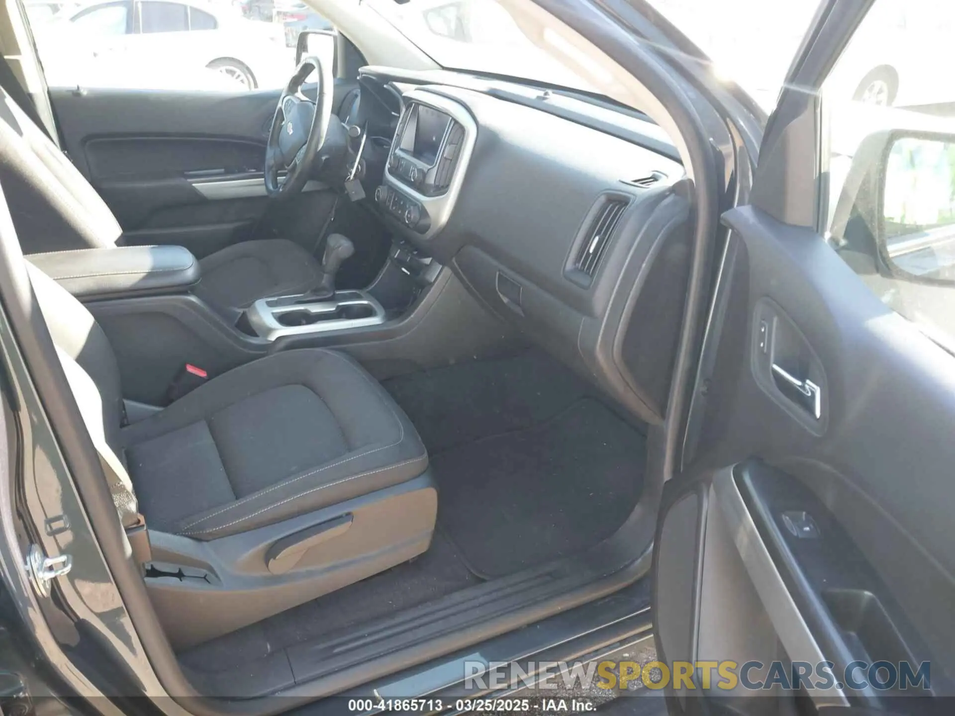 5 fotografías del automóvil dañado 1GCGSCEA8K1114305 CHEVROLET COLORADO 2019
