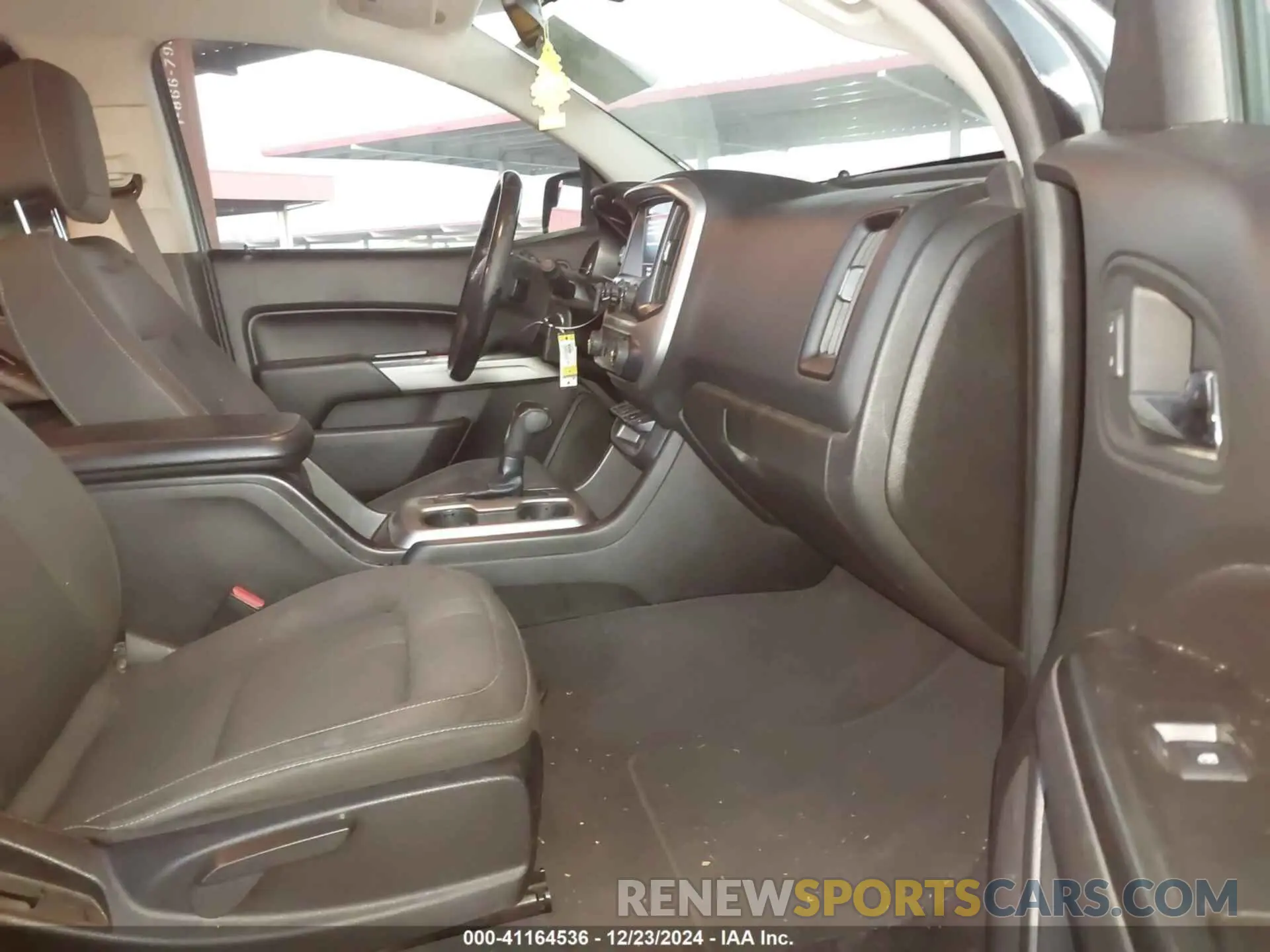 5 fotografías del automóvil dañado 1GCGSCEN1K1331956 CHEVROLET COLORADO 2019