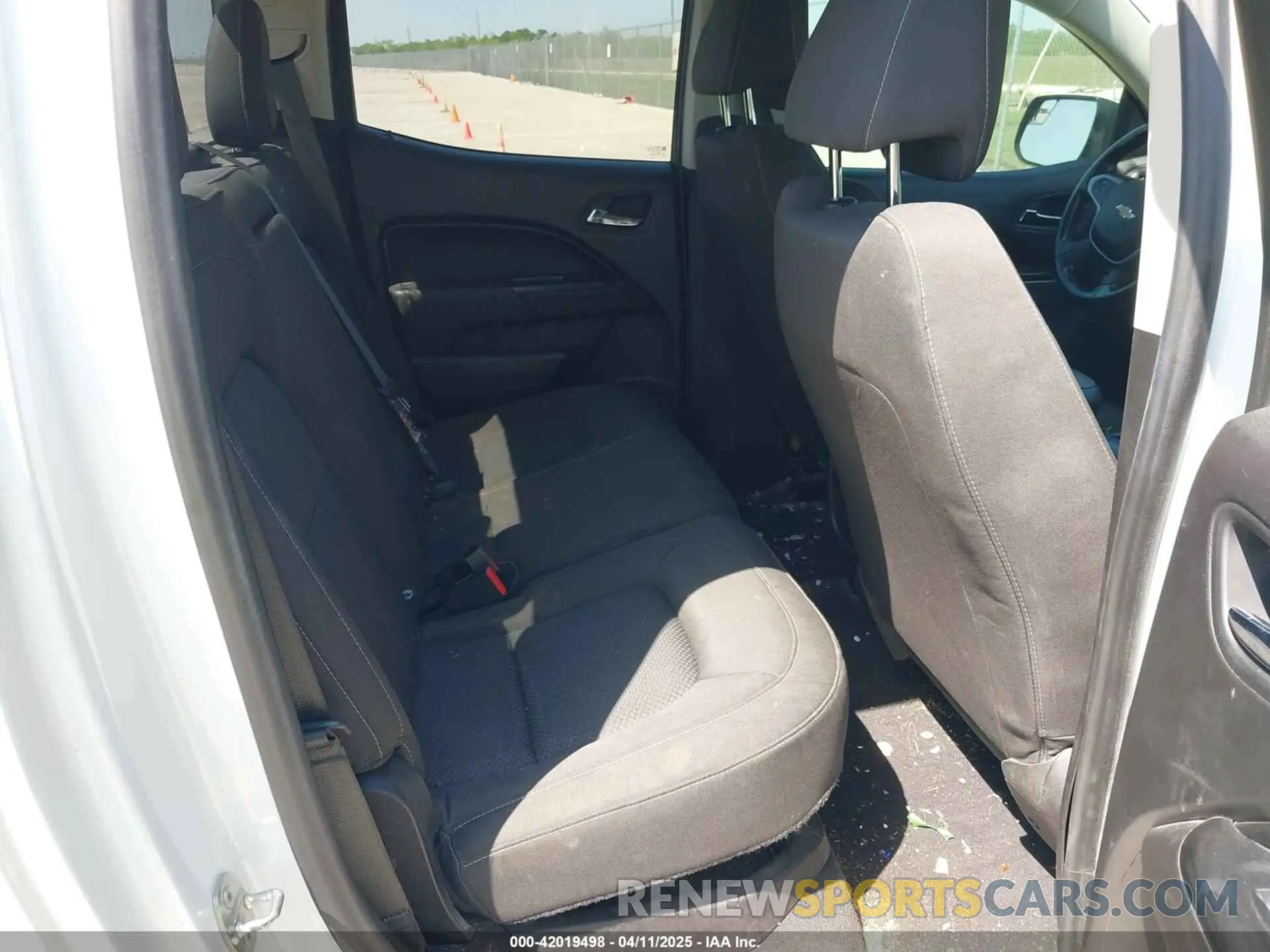 8 fotografías del automóvil dañado 1GCGSCEN5K1120050 CHEVROLET COLORADO 2019