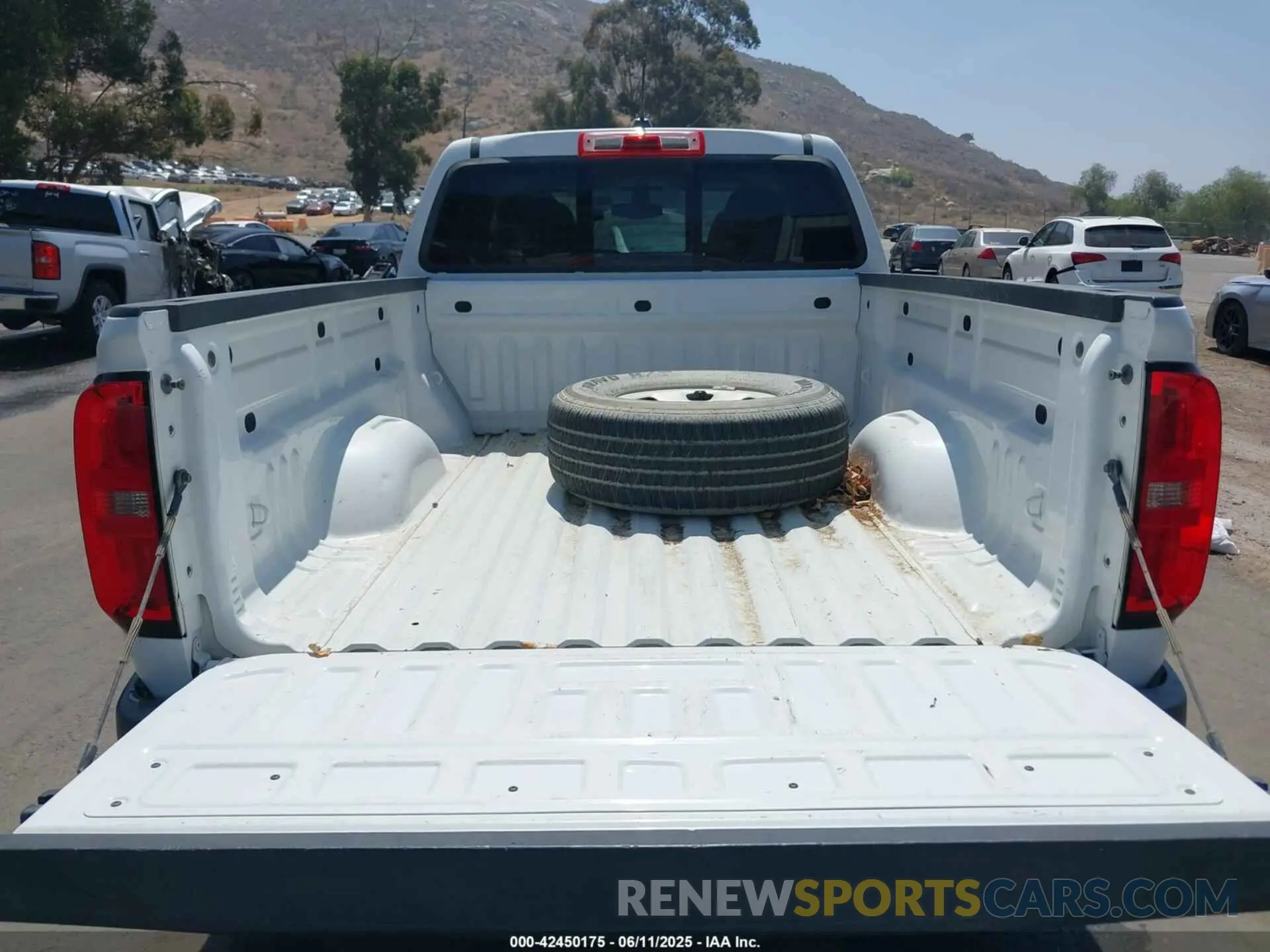 17 fotografías del automóvil dañado 1GCGSCEN9K1108113 CHEVROLET COLORADO 2019
