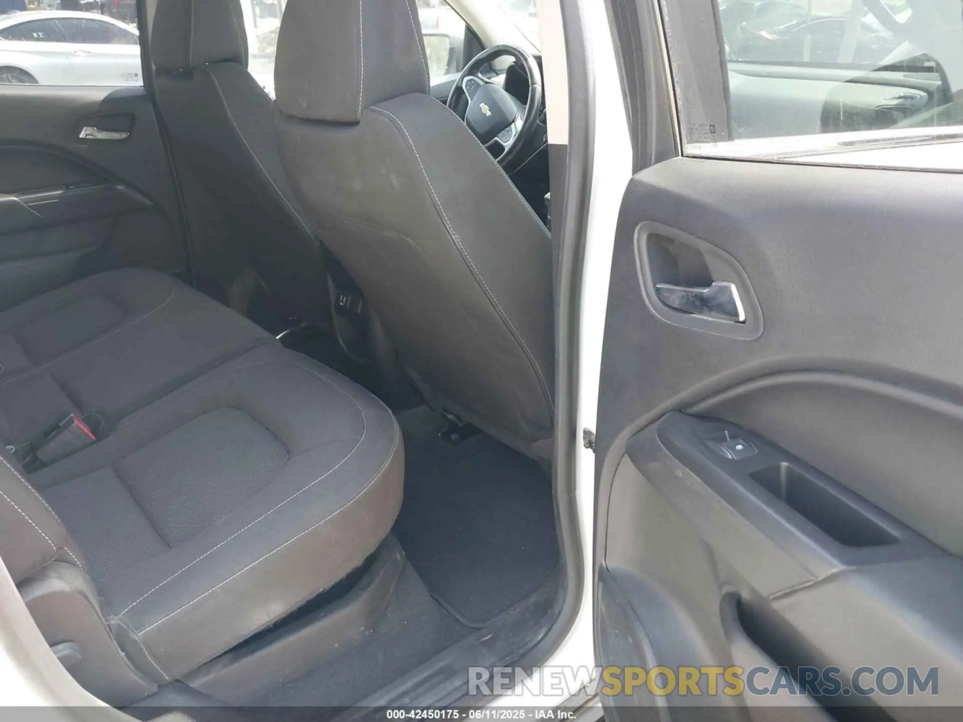 8 fotografías del automóvil dañado 1GCGSCEN9K1108113 CHEVROLET COLORADO 2019