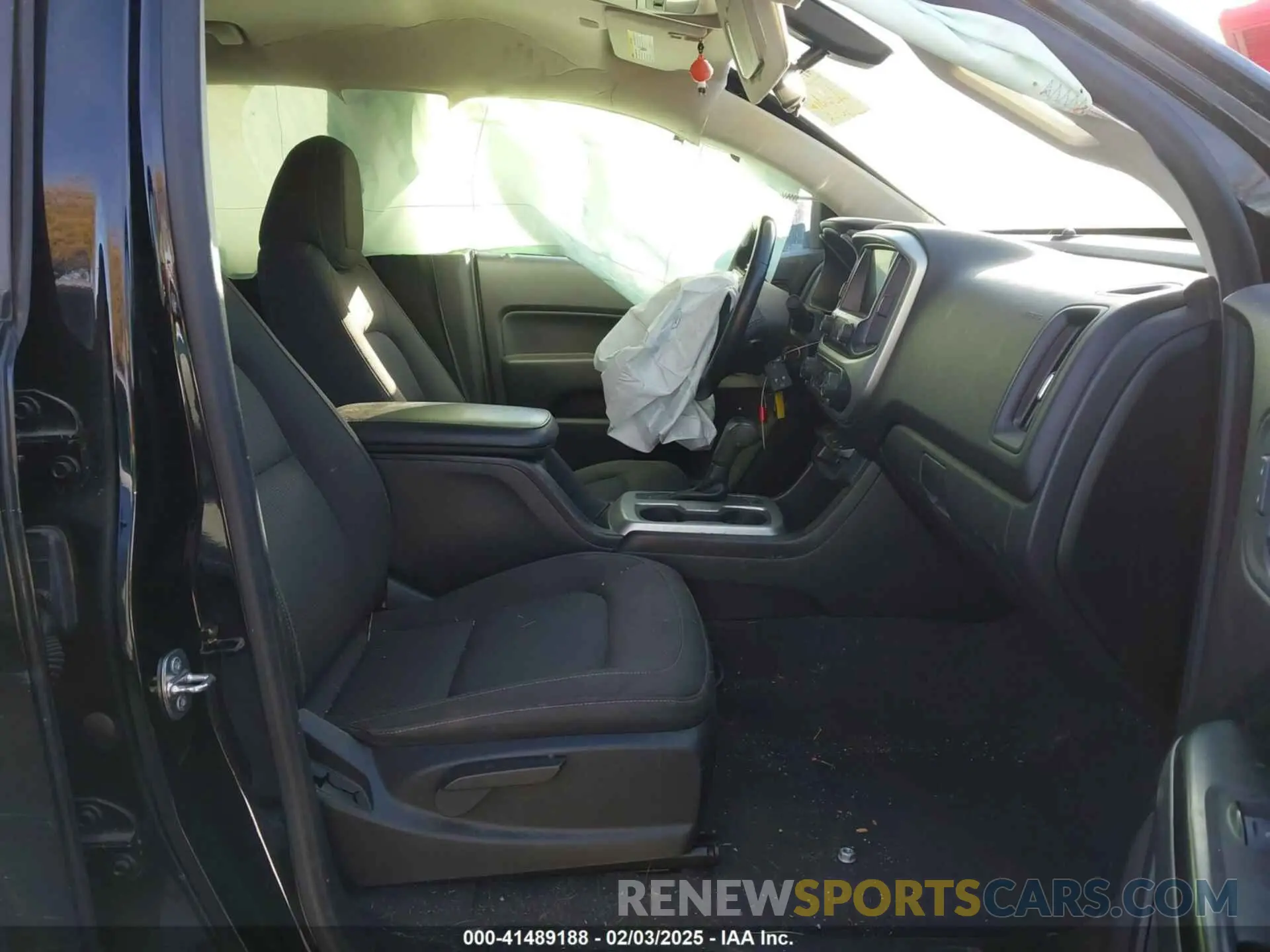 5 fotografías del automóvil dañado 1GCGSCEN9K1149535 CHEVROLET COLORADO 2019