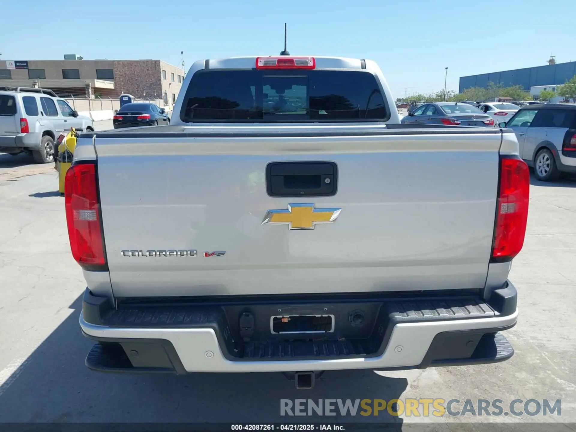 17 fotografías del automóvil dañado 1GCGSDEN4K1209565 CHEVROLET COLORADO 2019