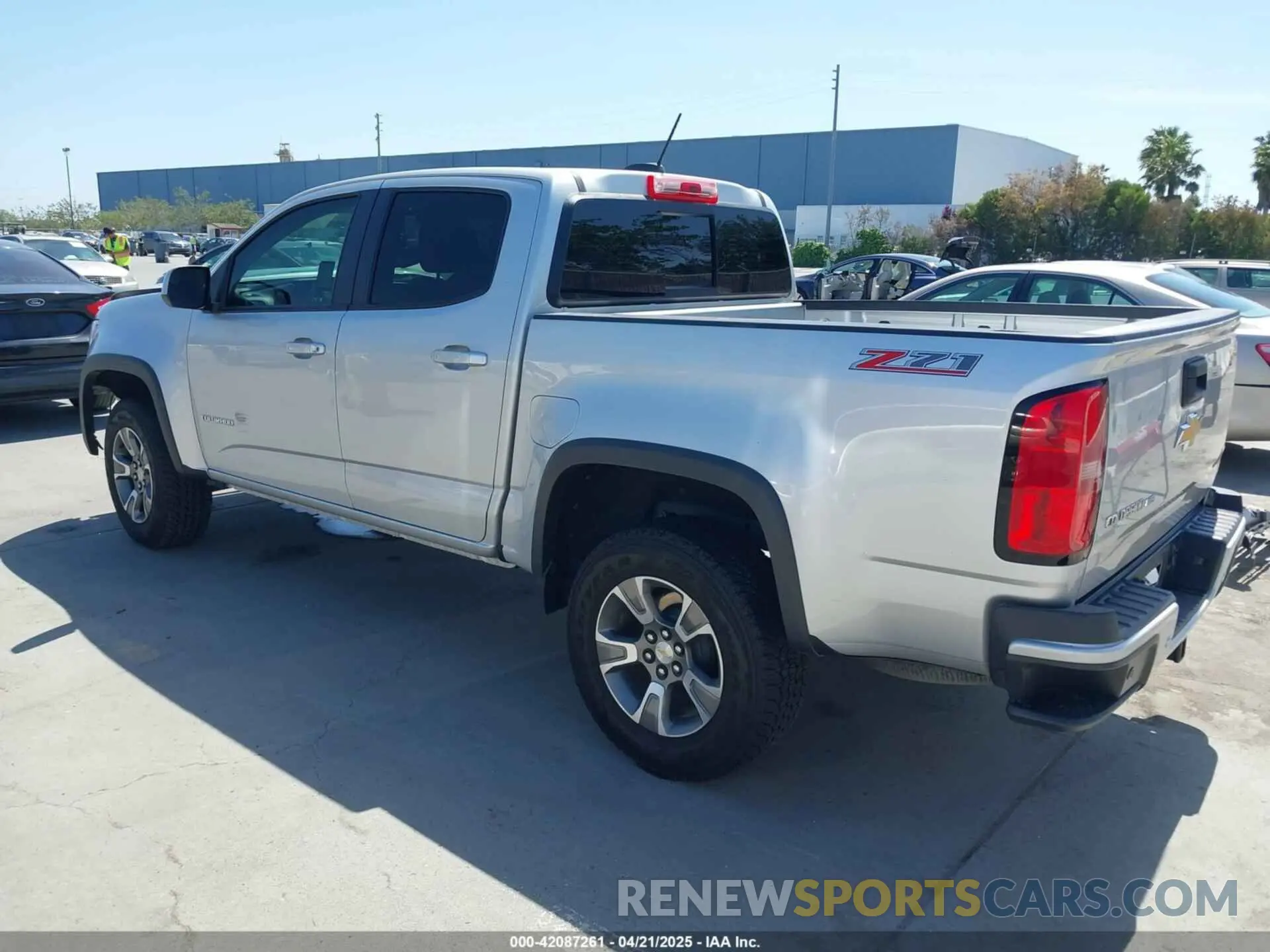 3 fotografías del automóvil dañado 1GCGSDEN4K1209565 CHEVROLET COLORADO 2019