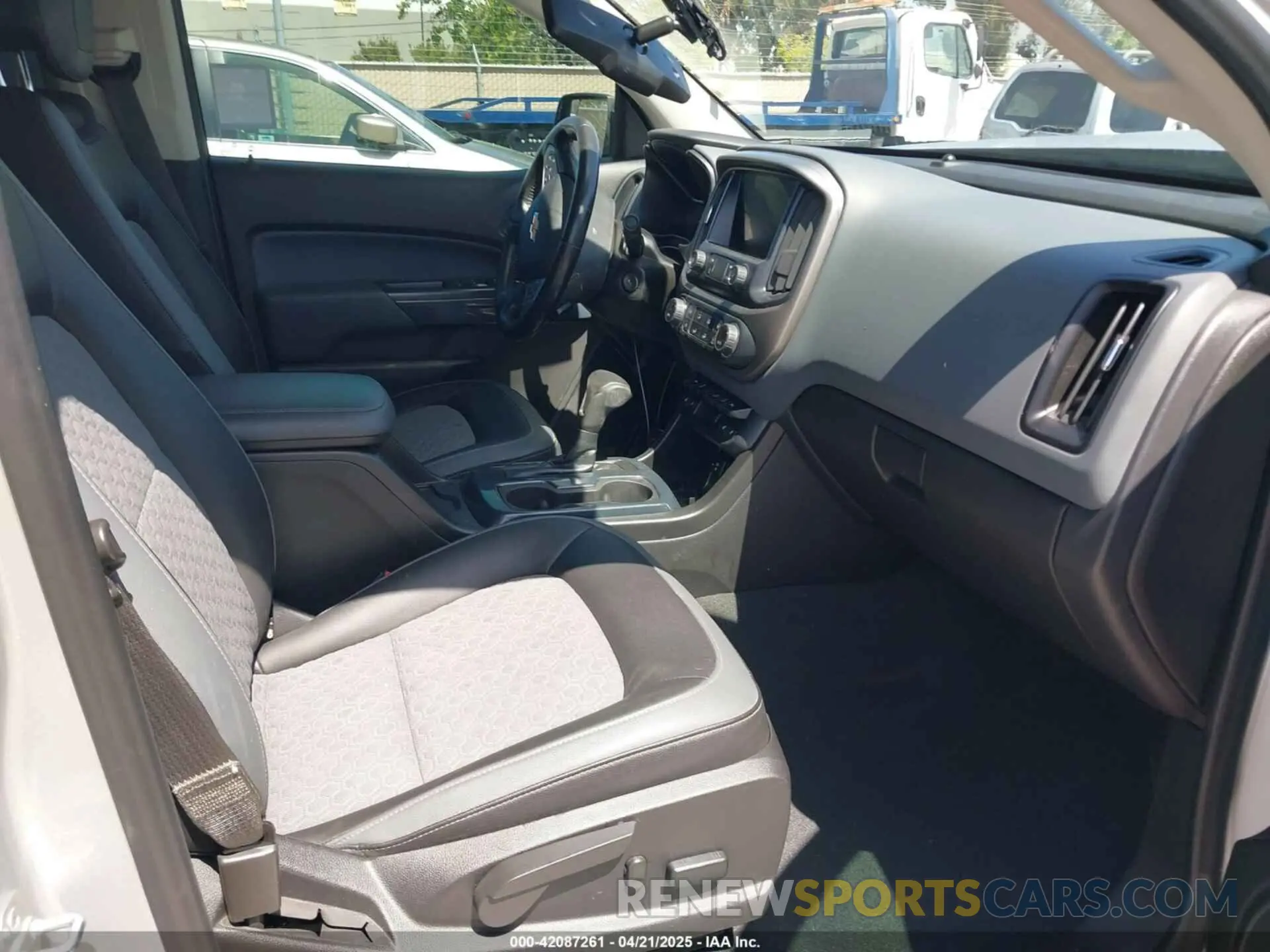 5 fotografías del automóvil dañado 1GCGSDEN4K1209565 CHEVROLET COLORADO 2019