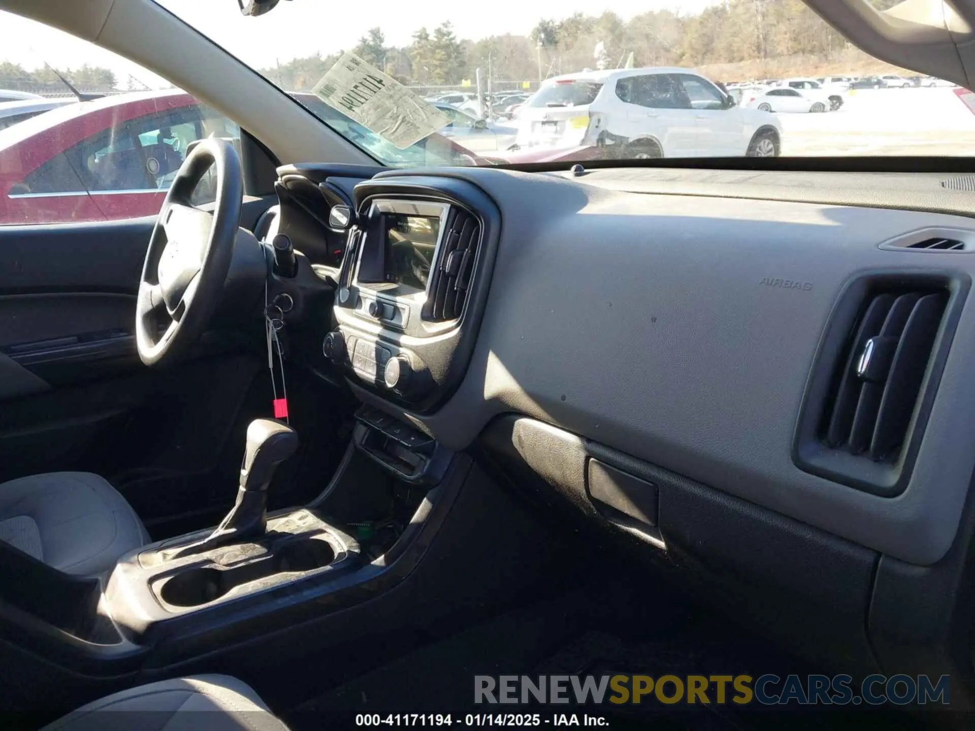 5 fotografías del automóvil dañado 1GCGTBEN0K1356113 CHEVROLET COLORADO 2019