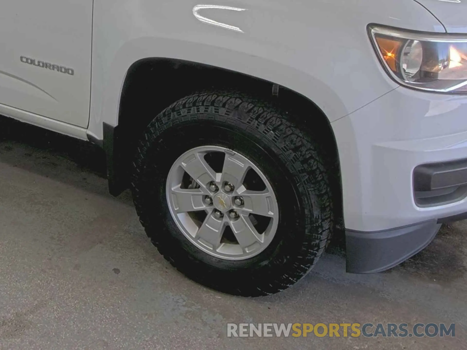 13 fotografías del automóvil dañado 1GCGTBEN5K1357614 CHEVROLET COLORADO 2019