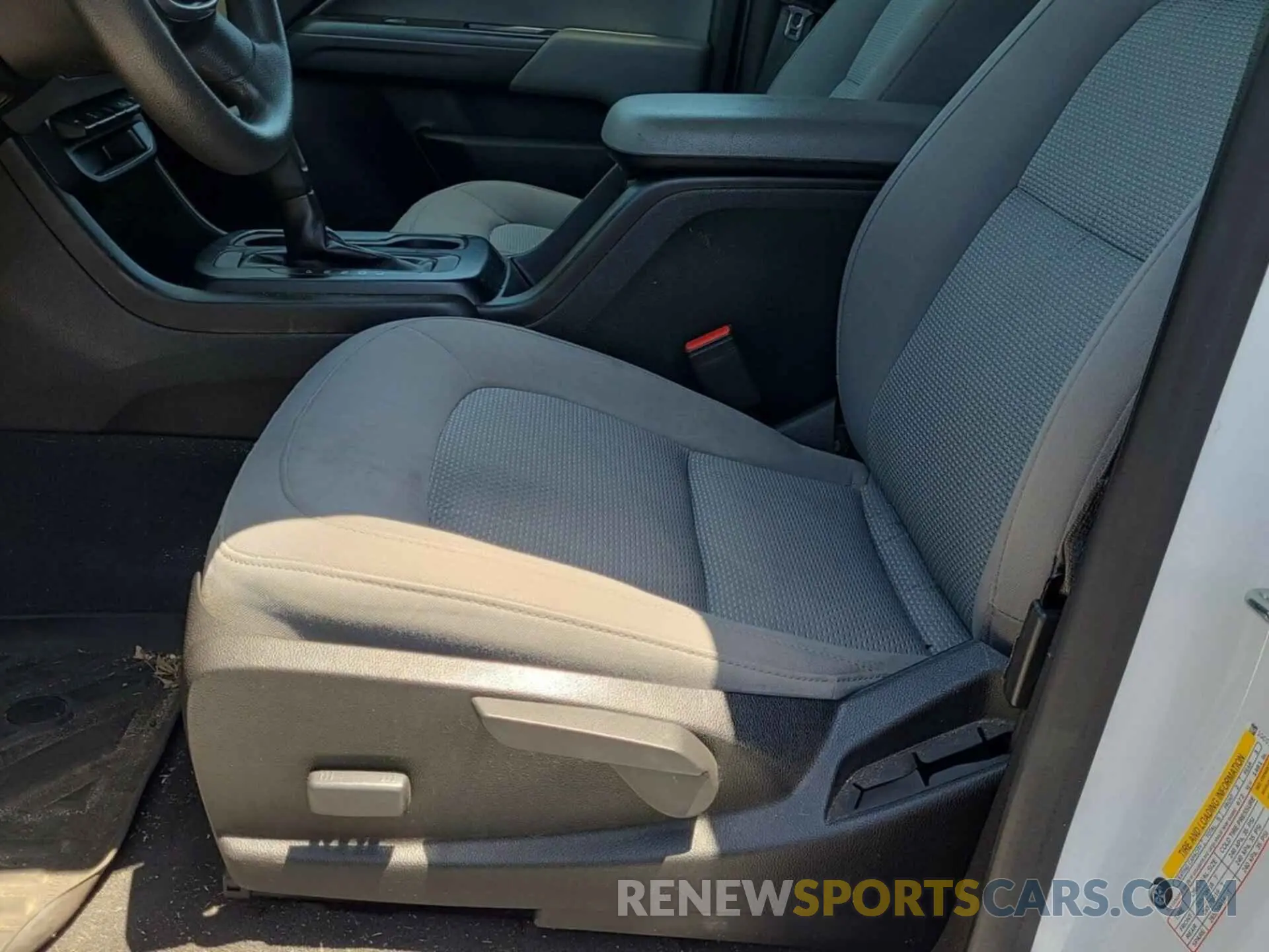 19 fotografías del automóvil dañado 1GCGTBEN7K1210307 CHEVROLET COLORADO 2019