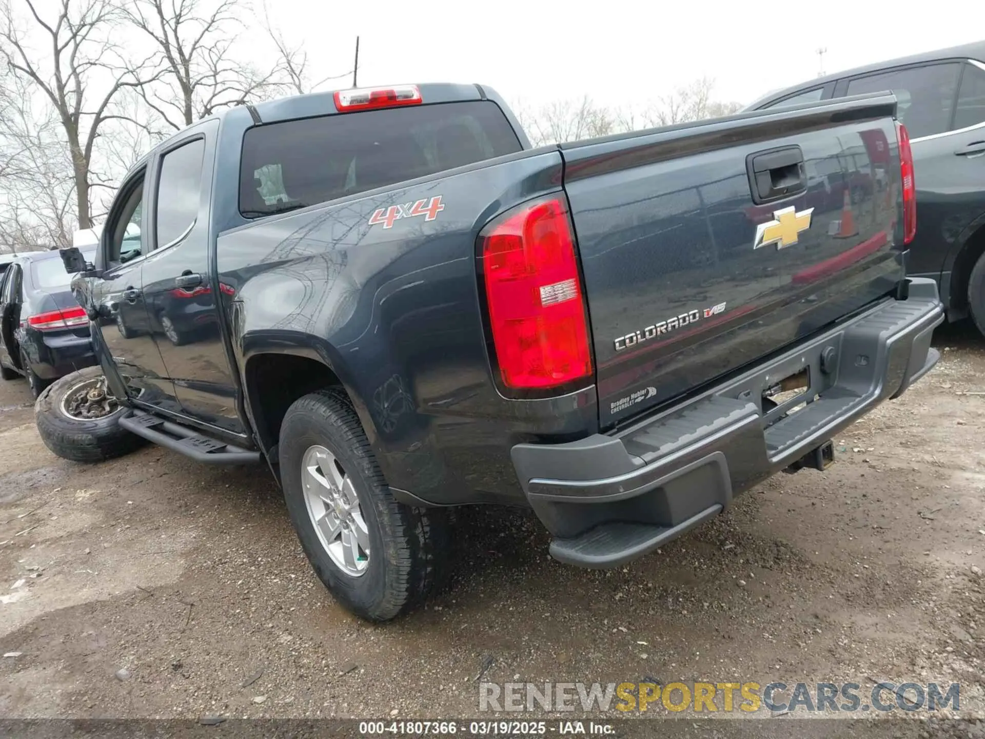 3 fotografías del automóvil dañado 1GCGTBEN8K1306088 CHEVROLET COLORADO 2019