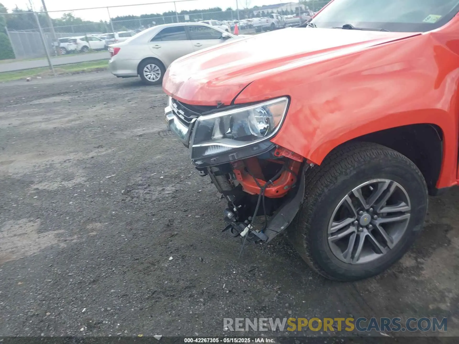 6 fotografías del automóvil dañado 1GCGTCEN3K1147325 CHEVROLET COLORADO 2019