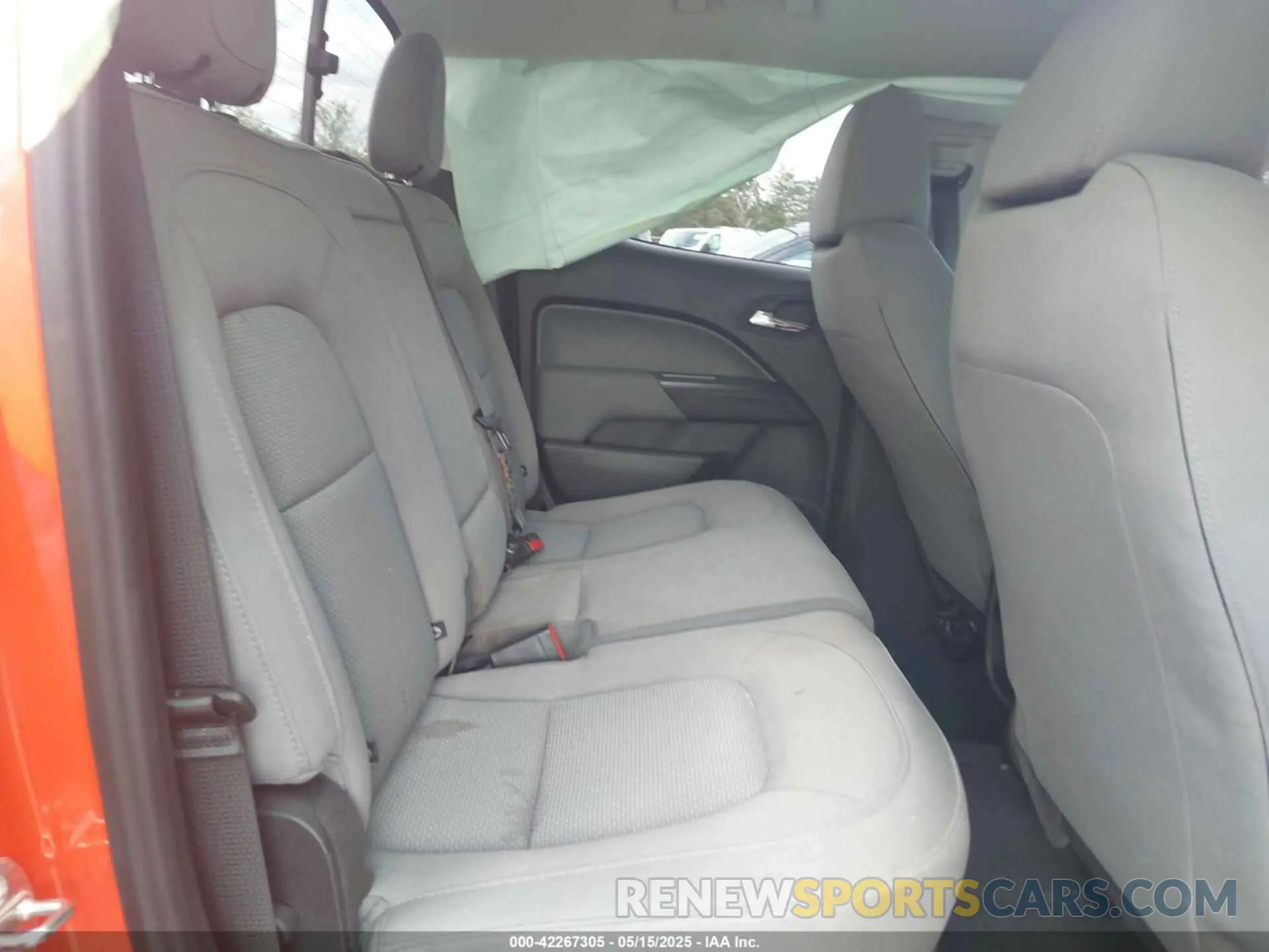 8 fotografías del automóvil dañado 1GCGTCEN3K1147325 CHEVROLET COLORADO 2019