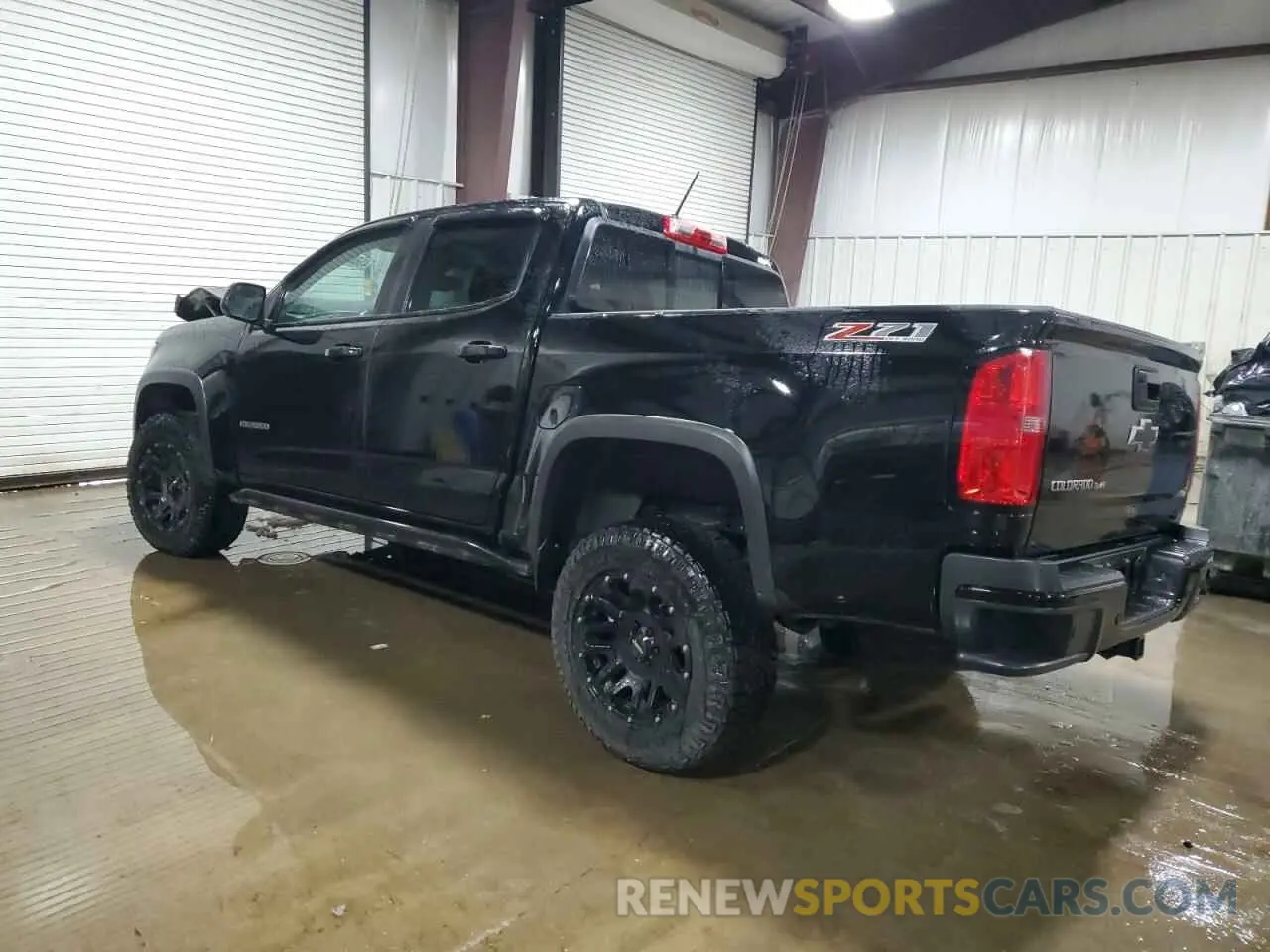 2 fotografías del automóvil dañado 1GCGTDEN0K1323947 CHEVROLET COLORADO 2019