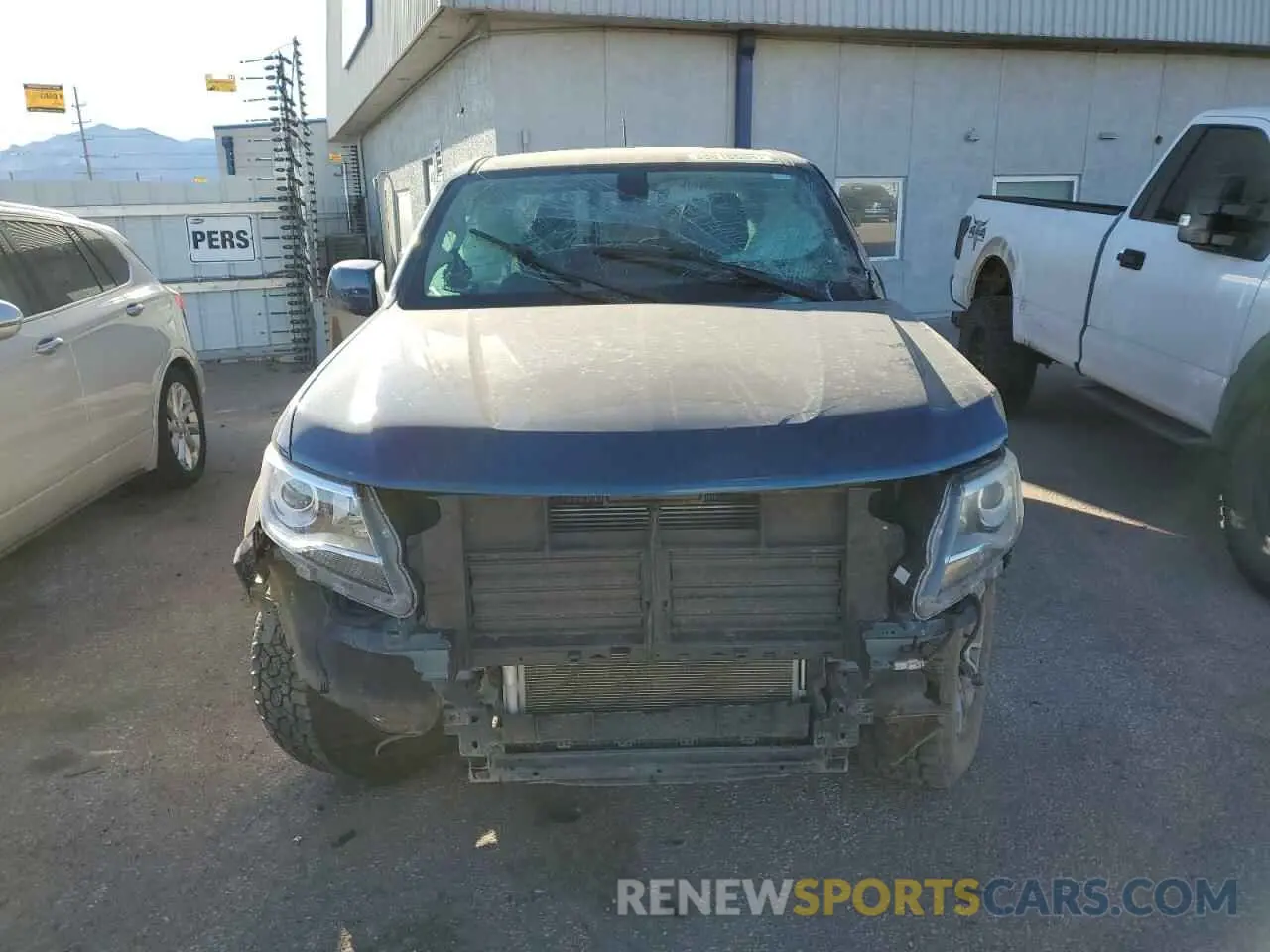 5 fotografías del automóvil dañado 1GCGTDEN7K1349624 CHEVROLET COLORADO 2019