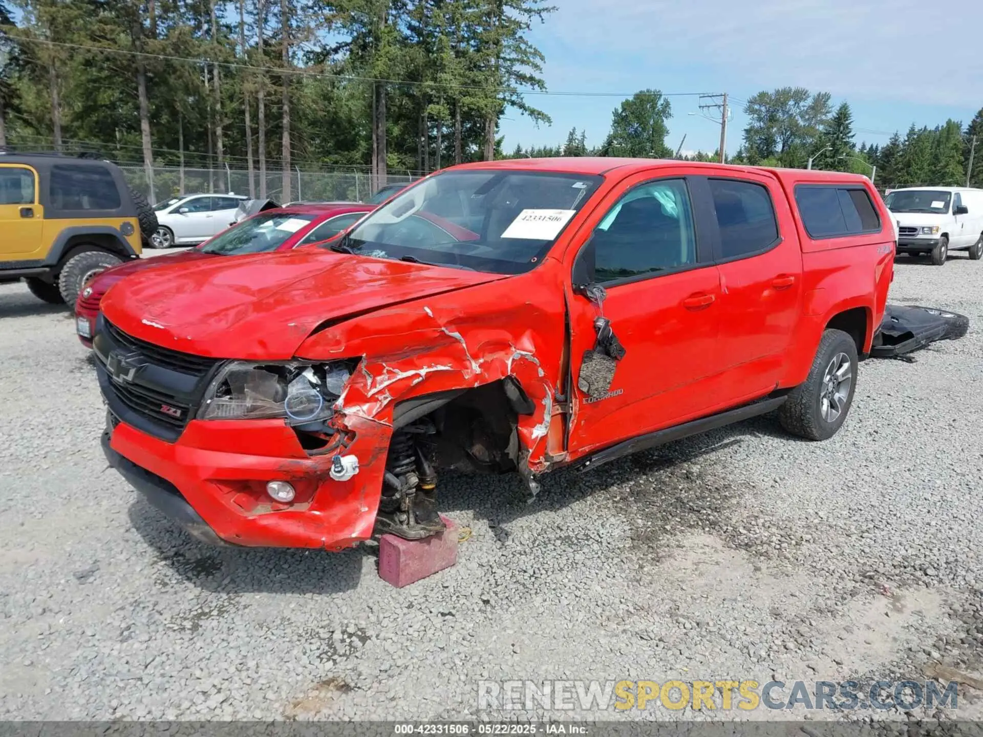 2 fotografías del automóvil dañado 1GCGTDEN8K1180018 CHEVROLET COLORADO 2019