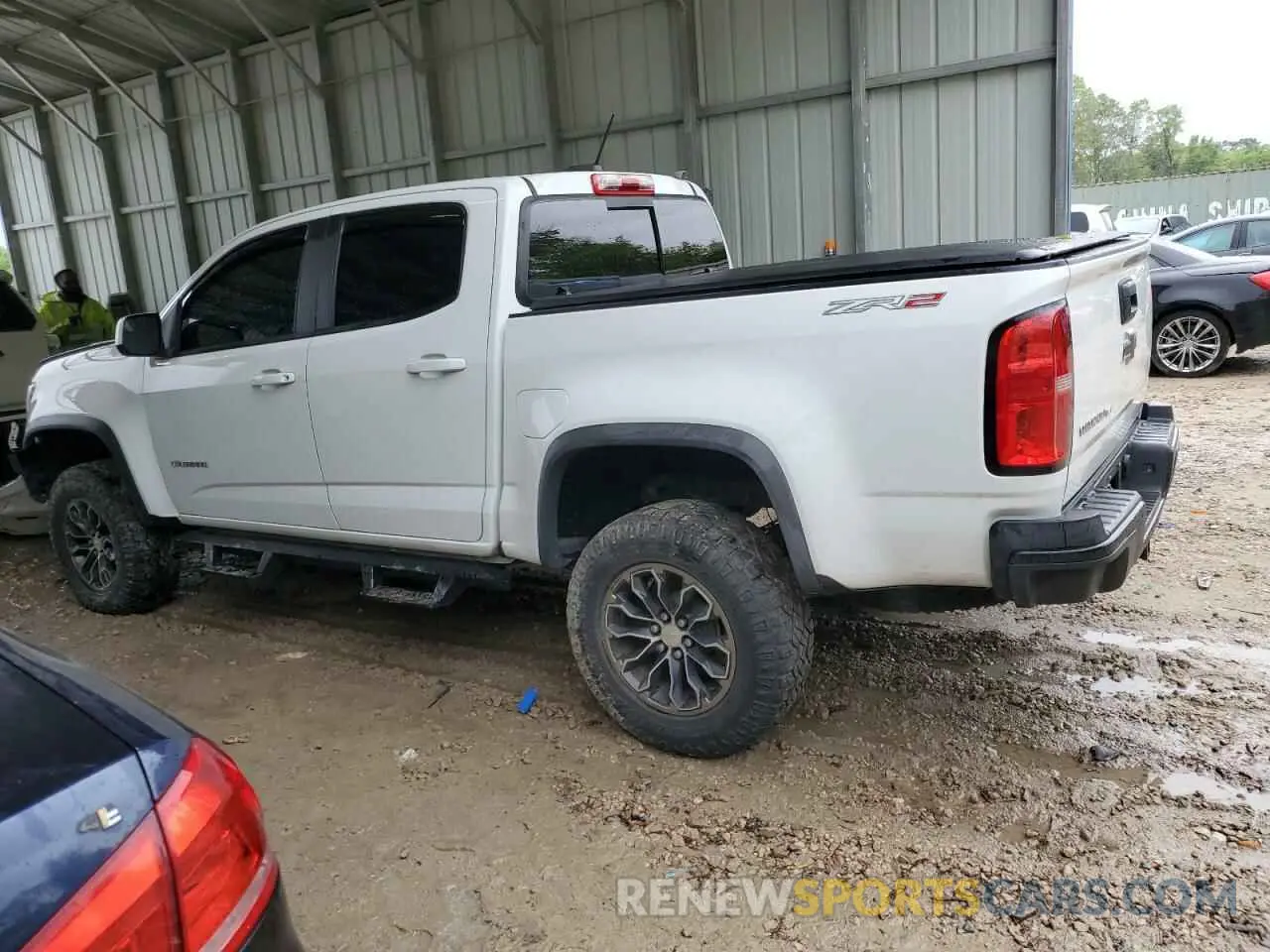2 fotografías del automóvil dañado 1GCGTEEN5K1256848 CHEVROLET COLORADO 2019