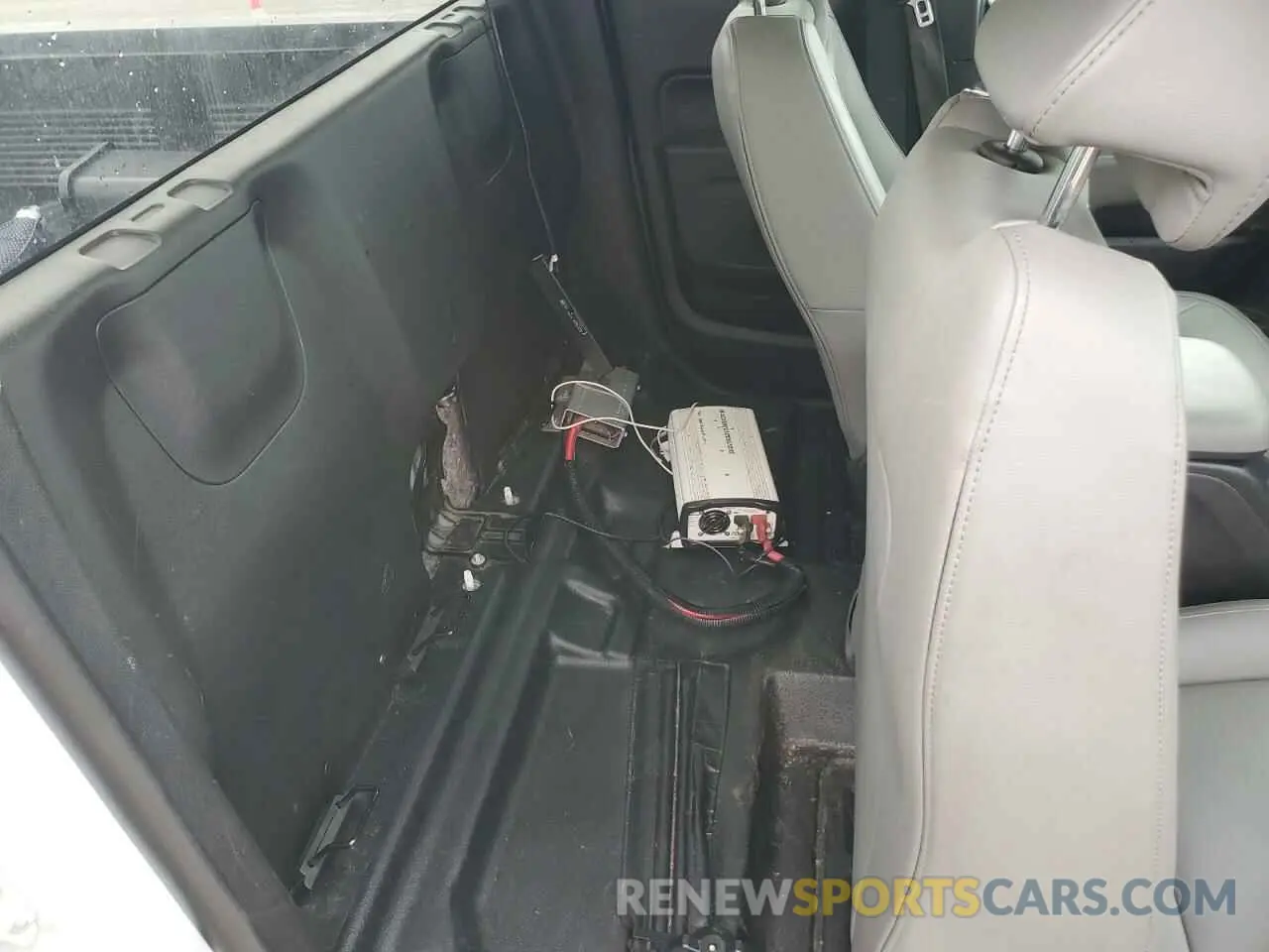 10 fotografías del automóvil dañado 1GCHSBEA0K1162878 CHEVROLET COLORADO 2019