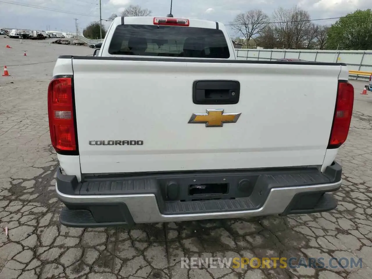 6 fotografías del automóvil dañado 1GCHSBEA0K1162878 CHEVROLET COLORADO 2019