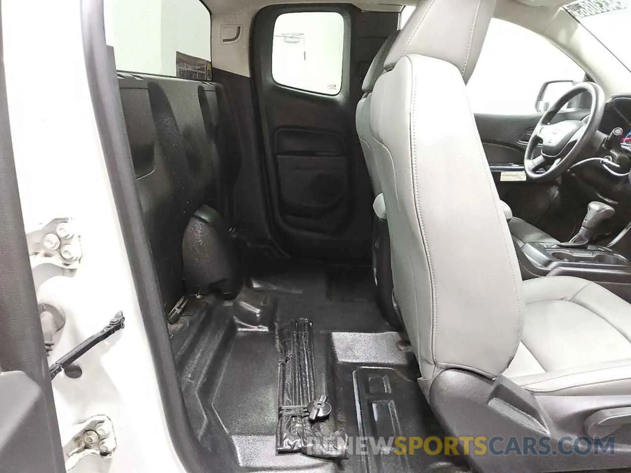 10 fotografías del automóvil dañado 1GCHSBEA1K1327305 CHEVROLET COLORADO 2019