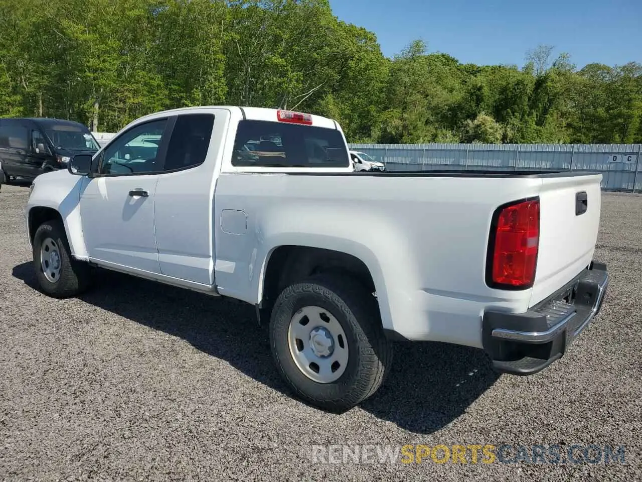 2 fotografías del automóvil dañado 1GCHSBEA1K1327305 CHEVROLET COLORADO 2019