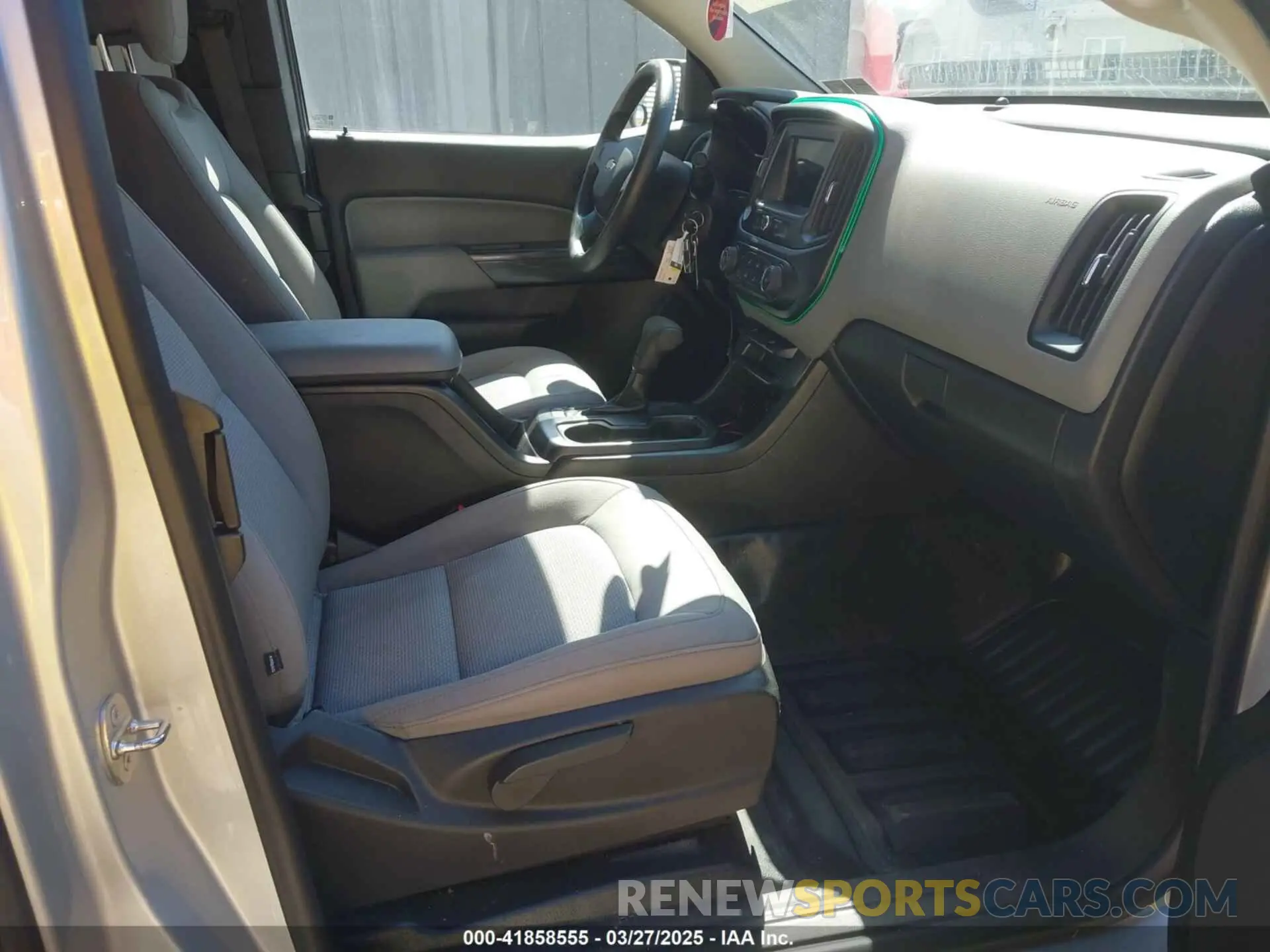 5 fotografías del automóvil dañado 1GCHSBEA2K1224619 CHEVROLET COLORADO 2019