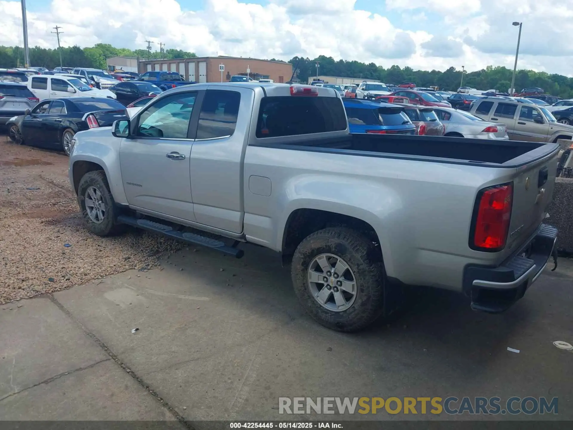 3 fotografías del automóvil dañado 1GCHSBEA3K1260366 CHEVROLET COLORADO 2019