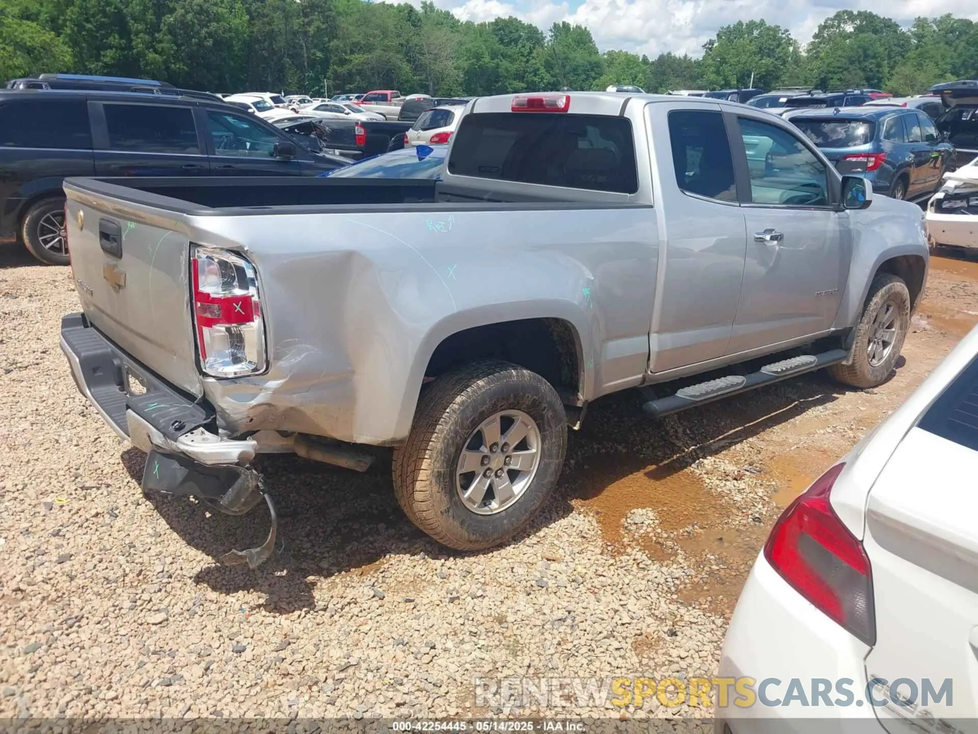 4 fotografías del automóvil dañado 1GCHSBEA3K1260366 CHEVROLET COLORADO 2019