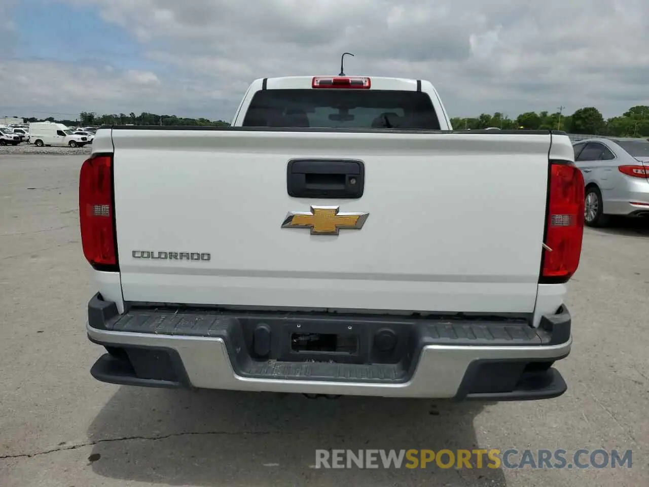 6 fotografías del automóvil dañado 1GCHSBEA4K1187475 CHEVROLET COLORADO 2019