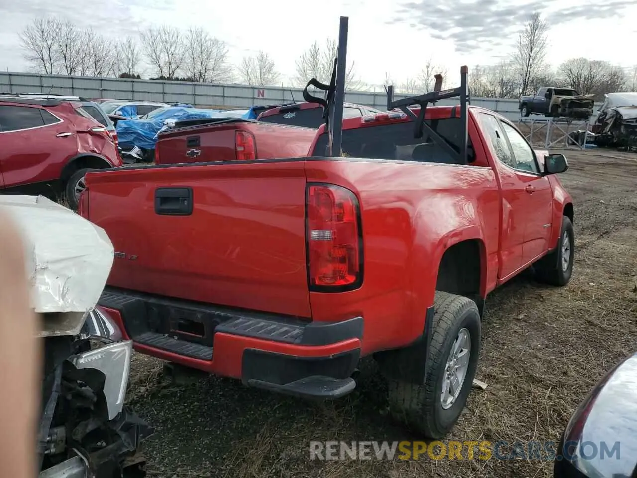 3 fotografías del automóvil dañado 1GCHSBEN0K1283476 CHEVROLET COLORADO 2019