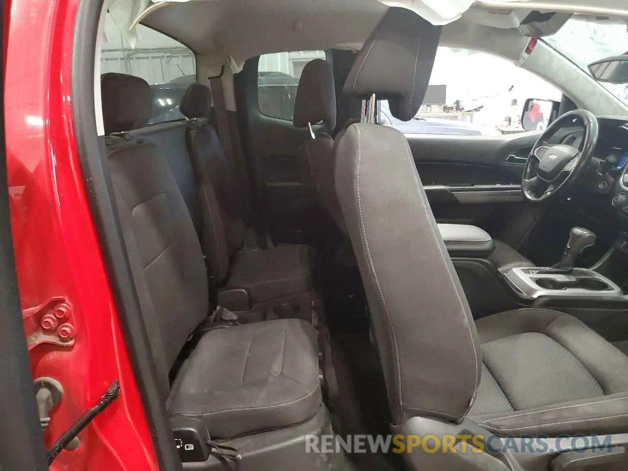 10 fotografías del automóvil dañado 1GCHSCEAXK1174445 CHEVROLET COLORADO 2019