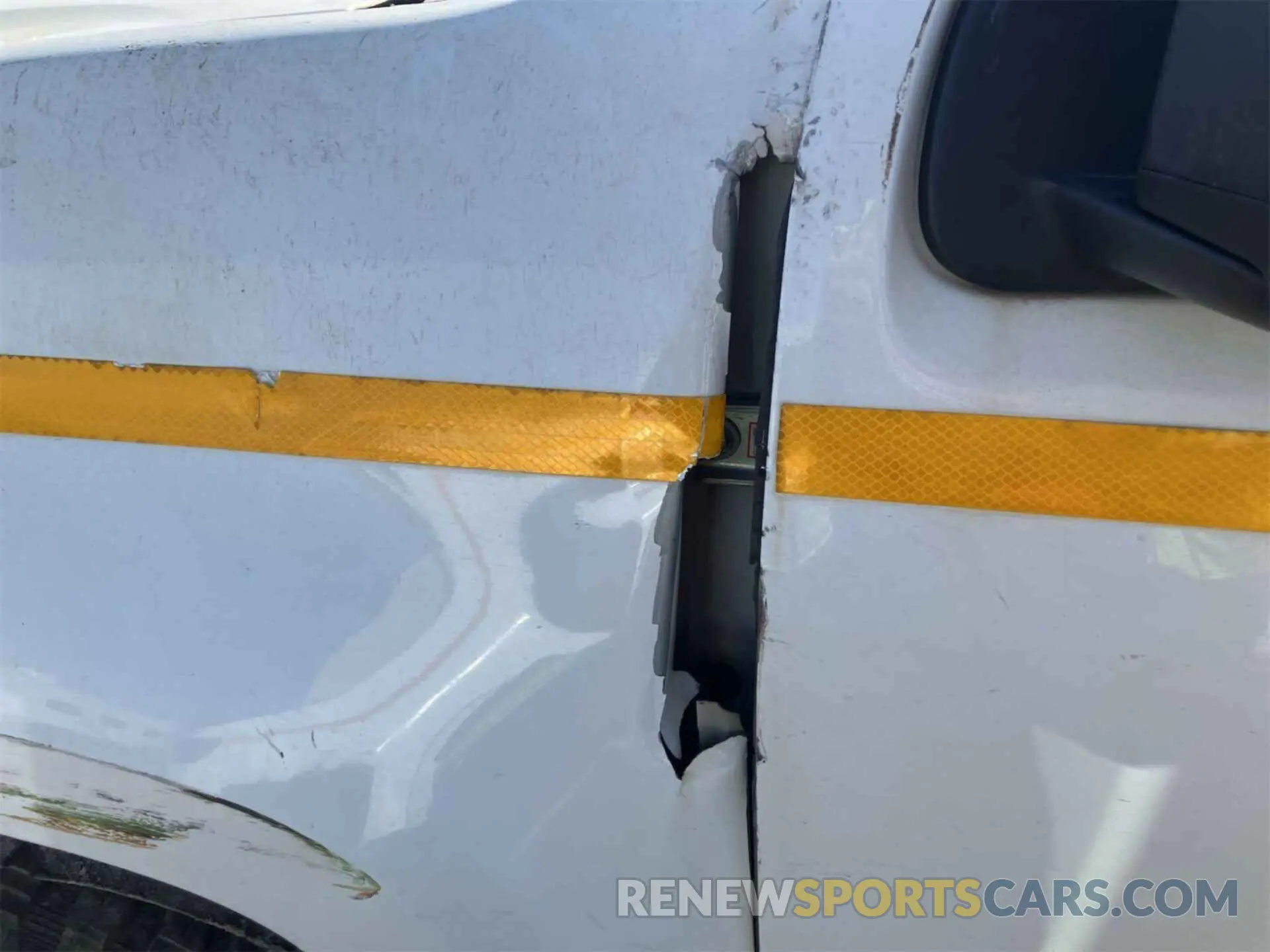 20 fotografías del automóvil dañado 1GCHTBEA3K1175332 CHEVROLET COLORADO 2019