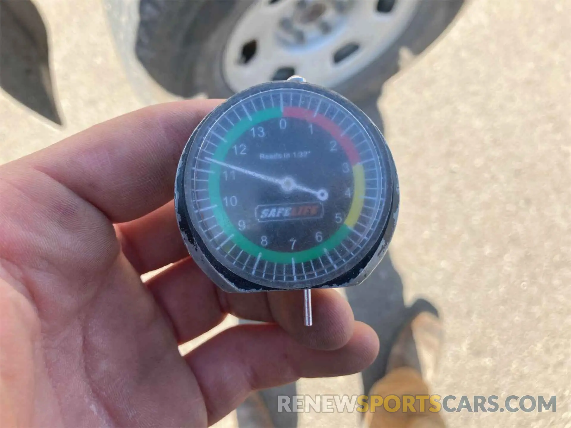 3 fotografías del automóvil dañado 1GCHTBEA3K1175332 CHEVROLET COLORADO 2019