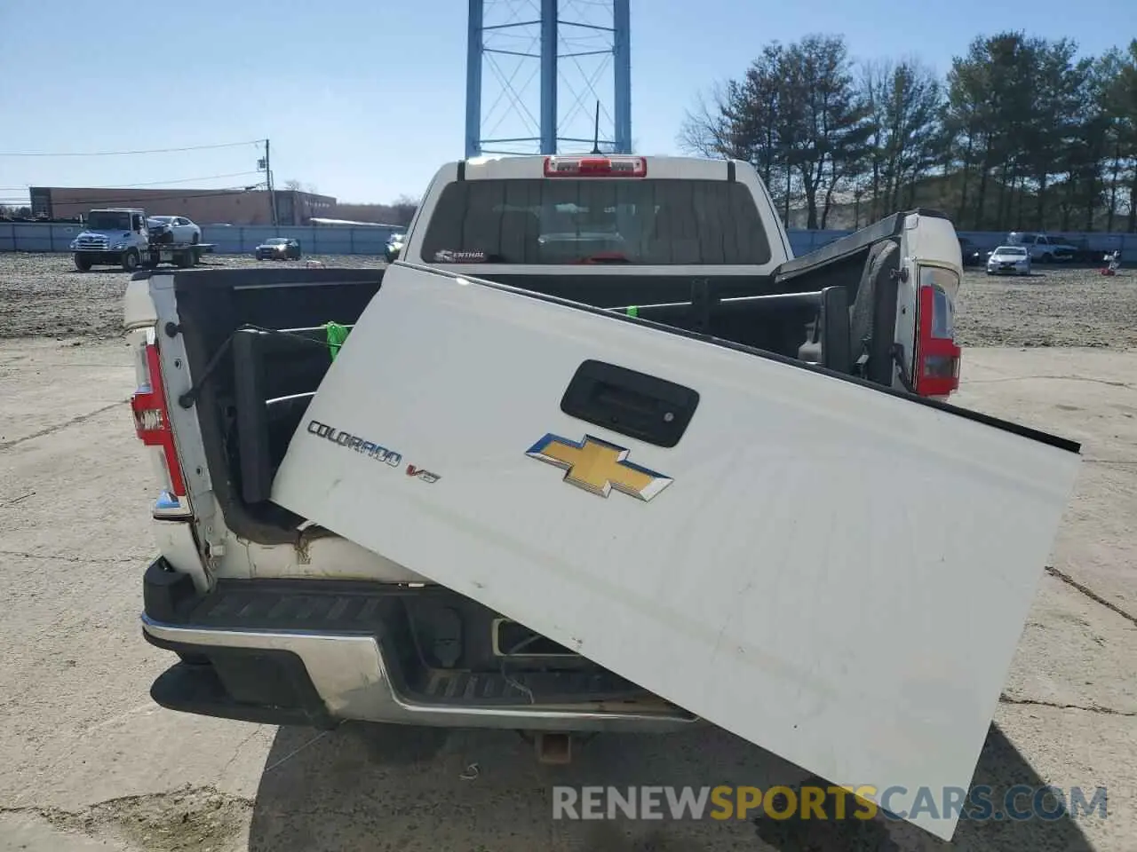 6 fotografías del automóvil dañado 1GCHTBEN0K1165182 CHEVROLET COLORADO 2019